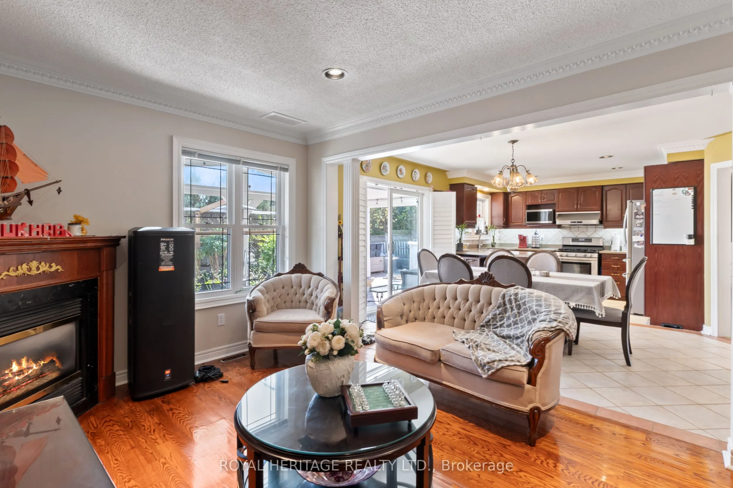 1101 Gossamer Drive