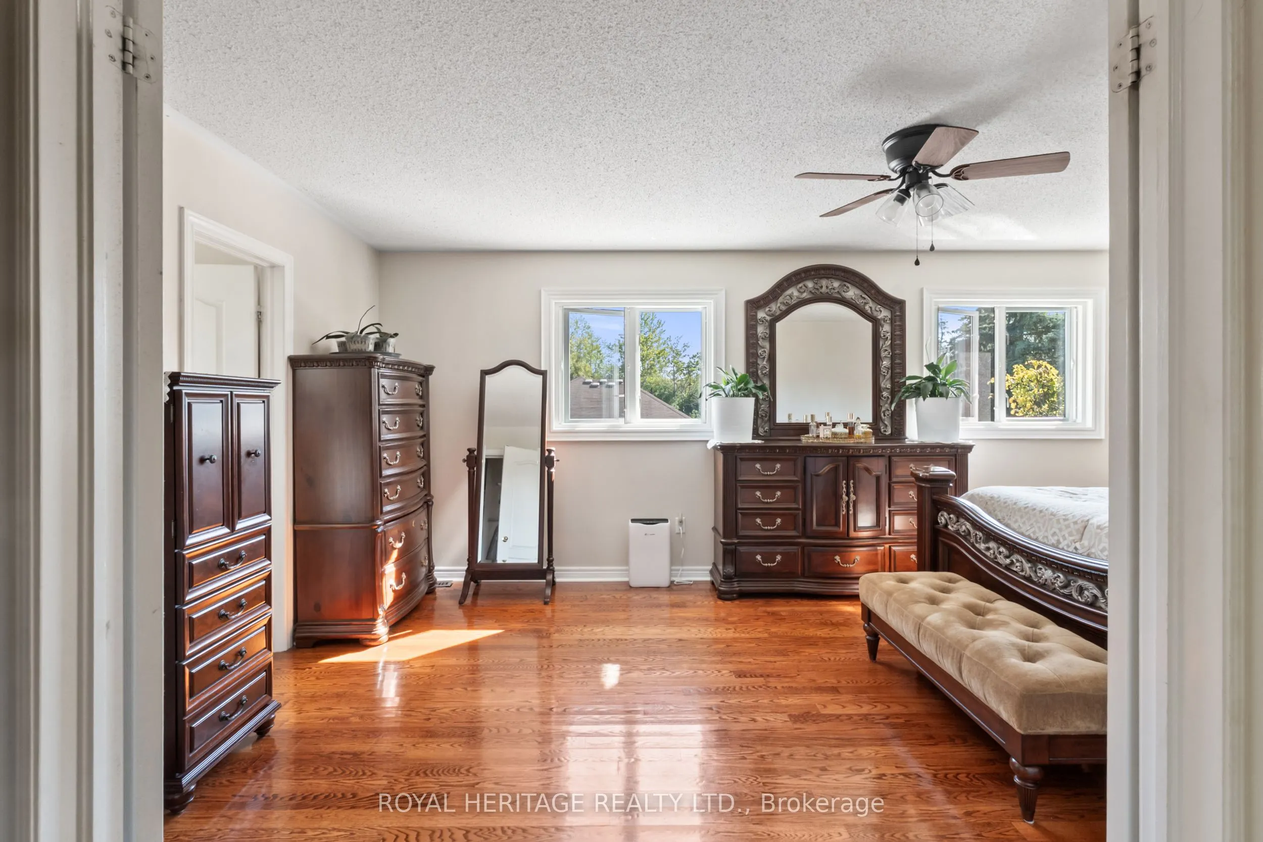 1101 Gossamer Drive