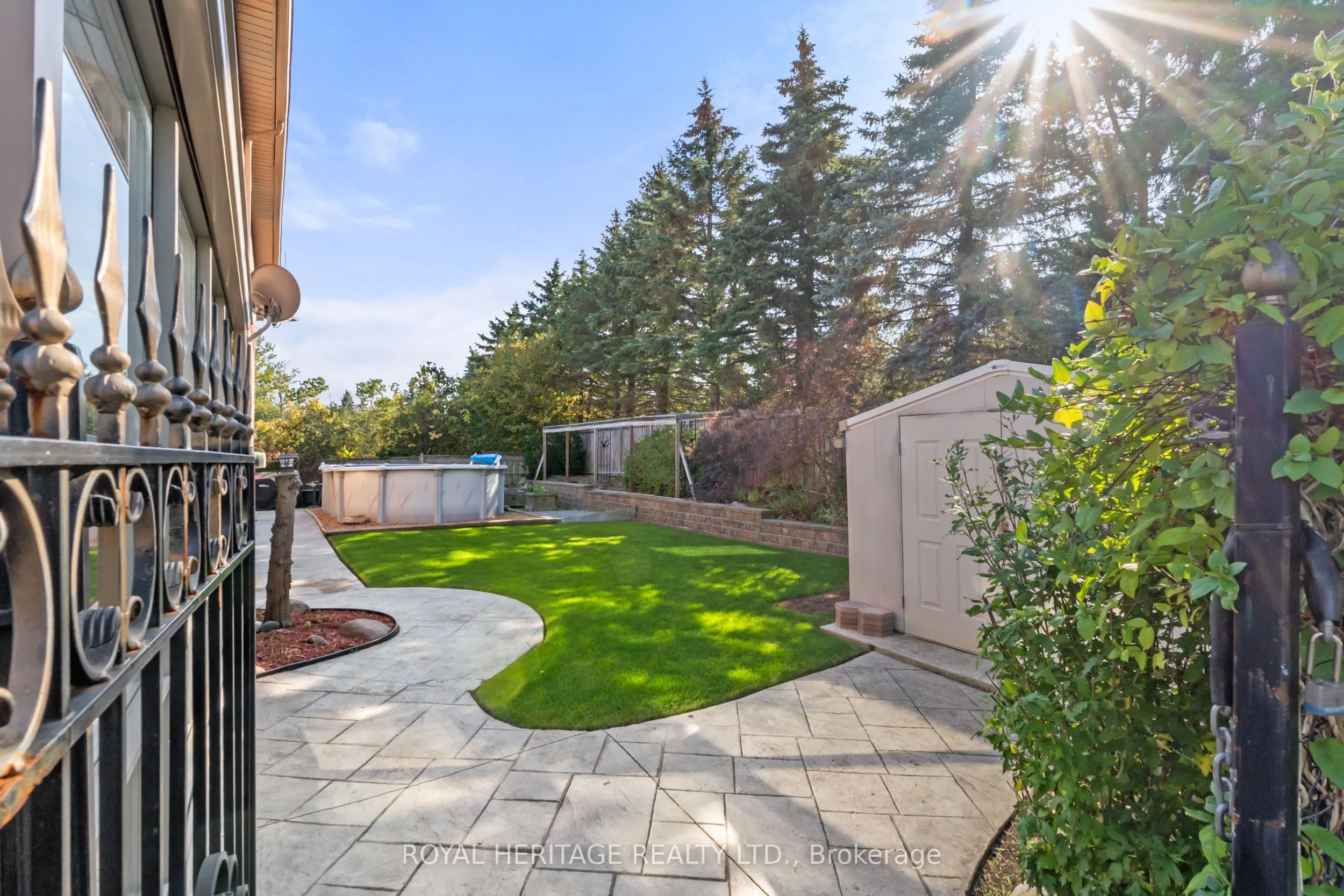 1101 Gossamer Drive