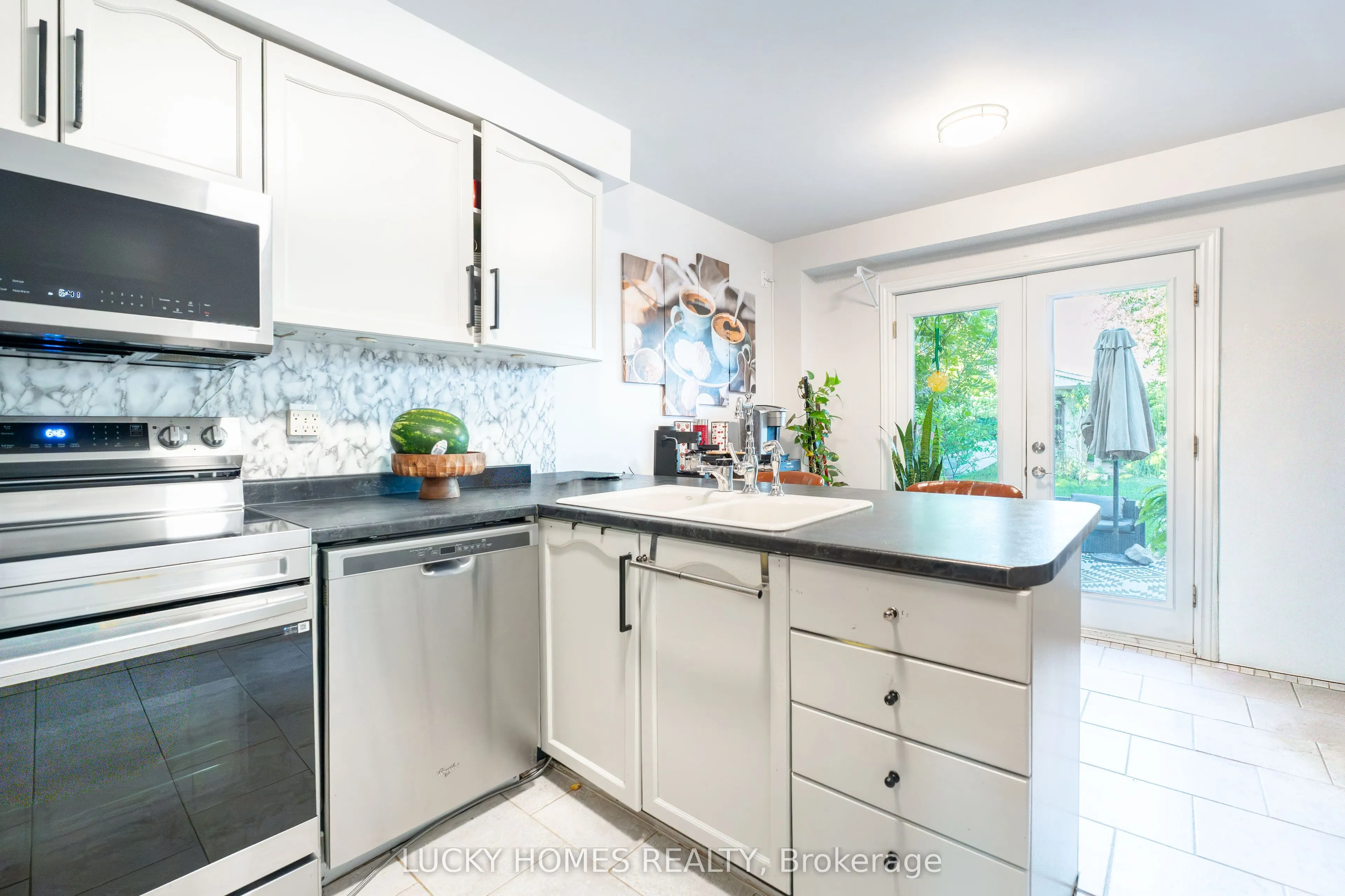 101 Meadowview Boulevard