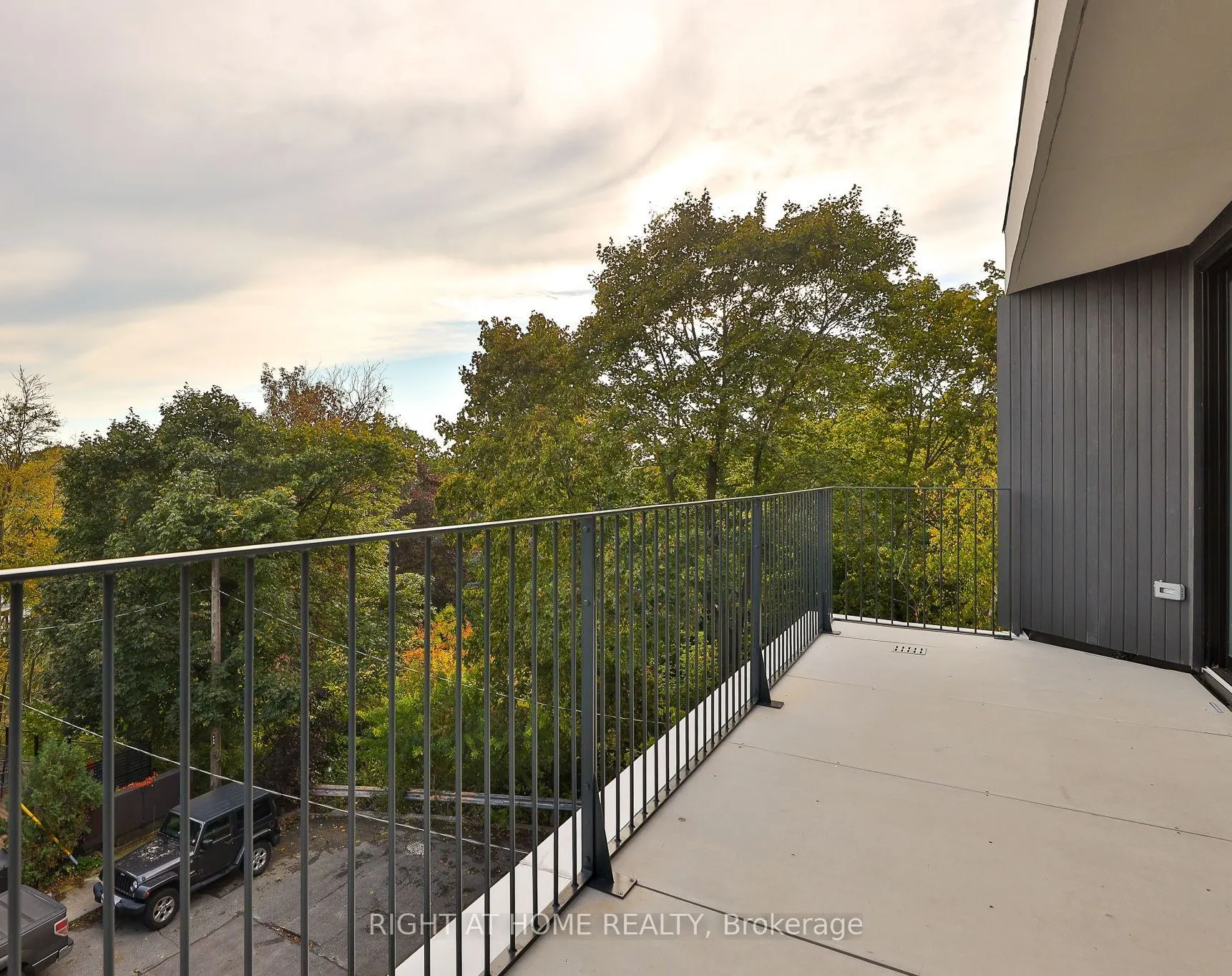 22 Duart Park Road