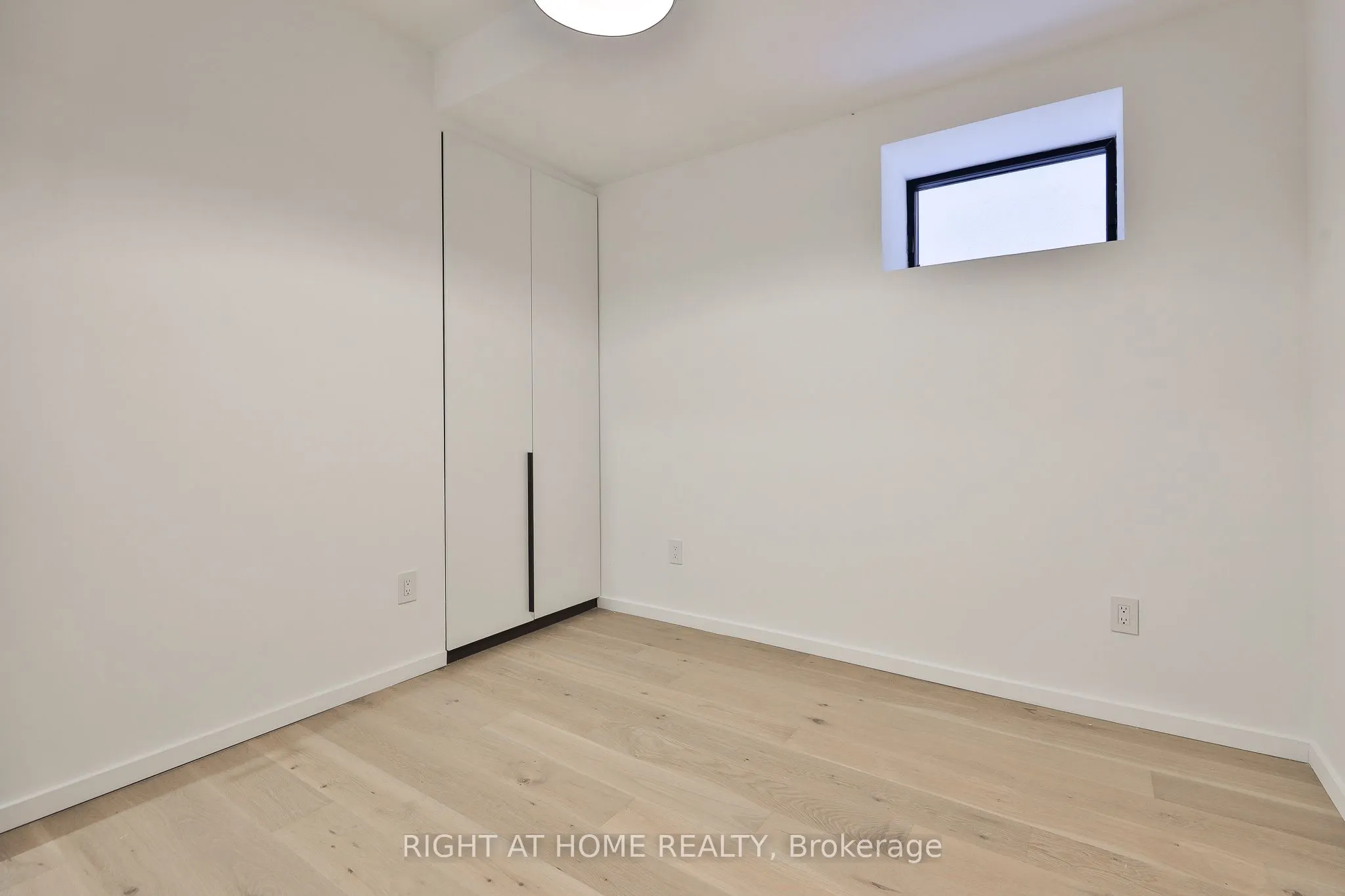 22 Duart Park Road
