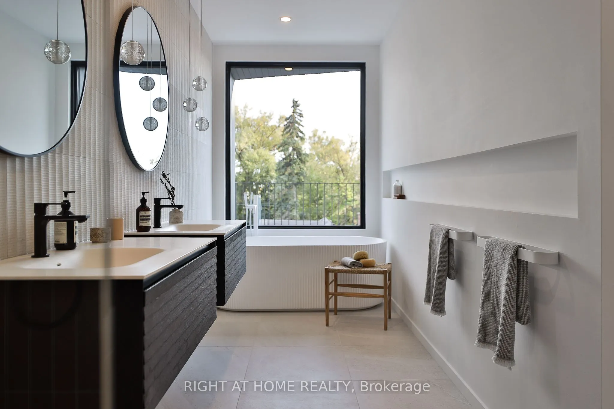 22 Duart Park Road