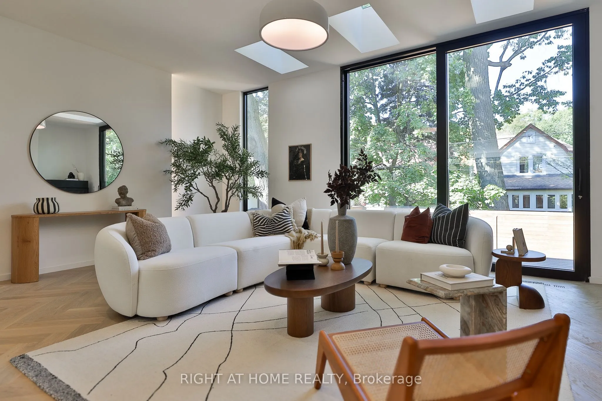 22 Duart Park Road
