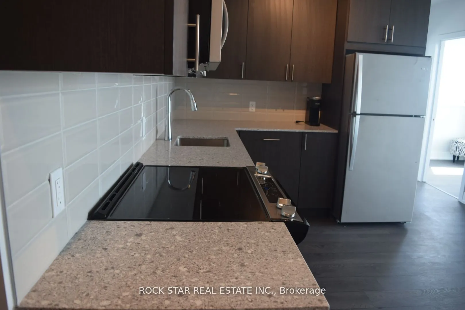 2550 Simcoe Street N, #1717