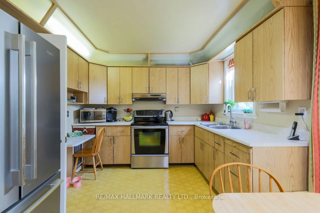125 Chine Drive