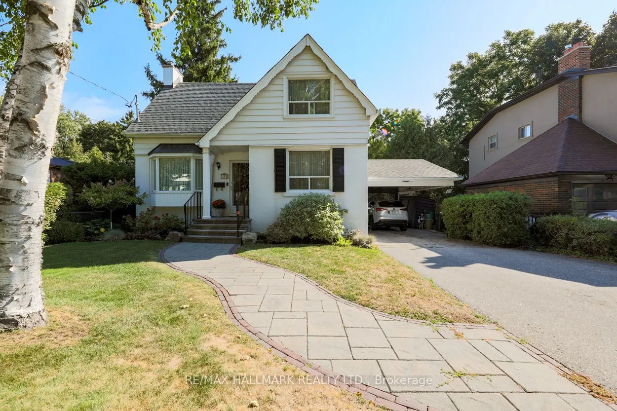 125 Chine Drive