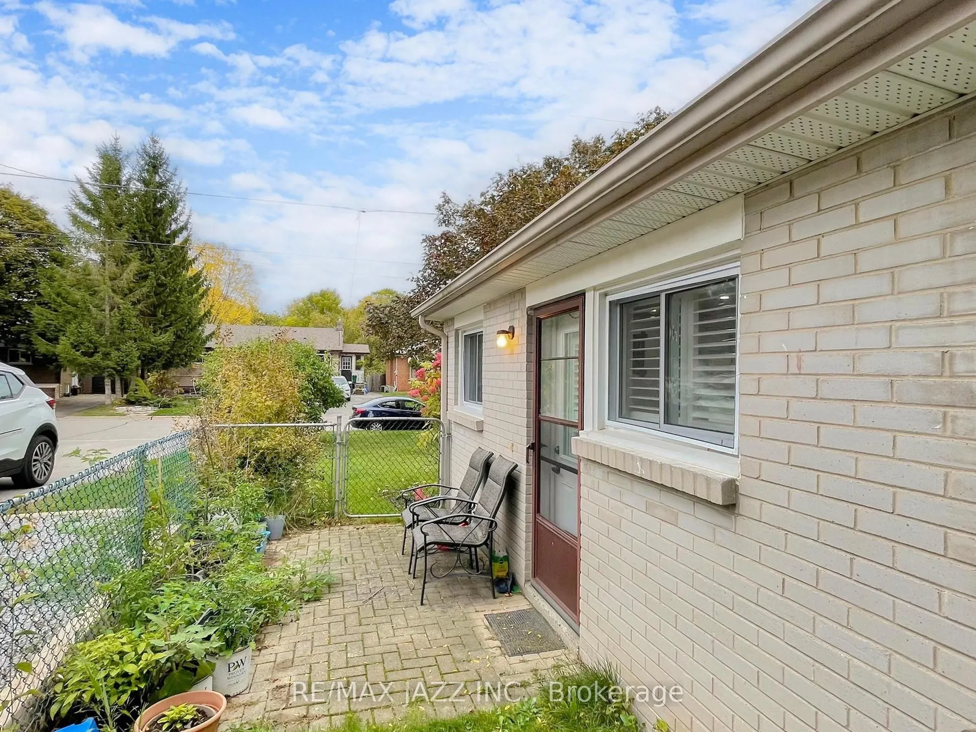 673 Lansdowne Drive