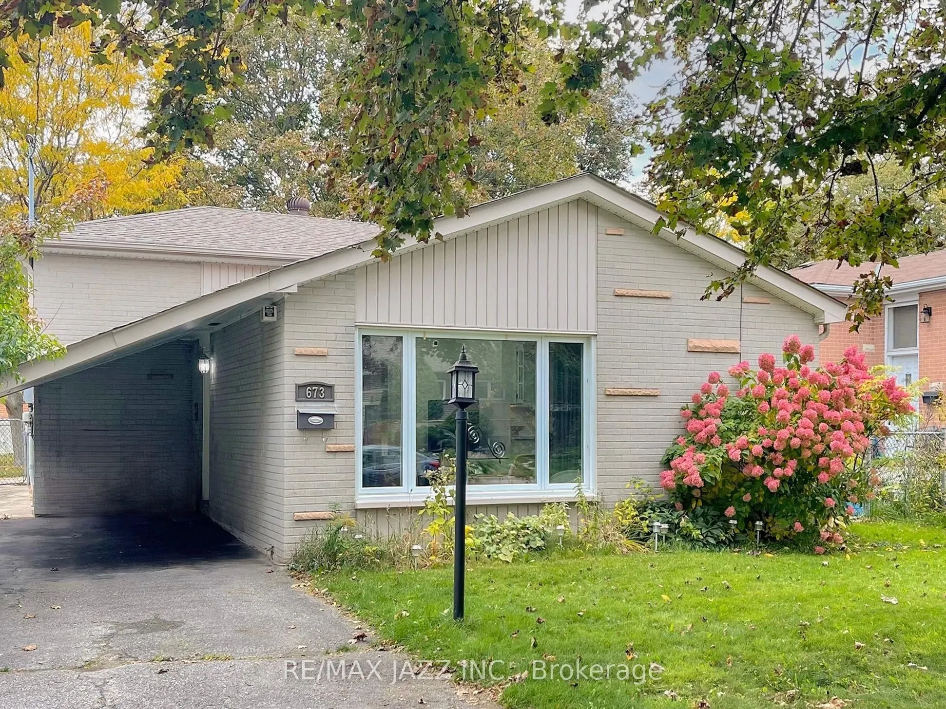 673 Lansdowne Drive