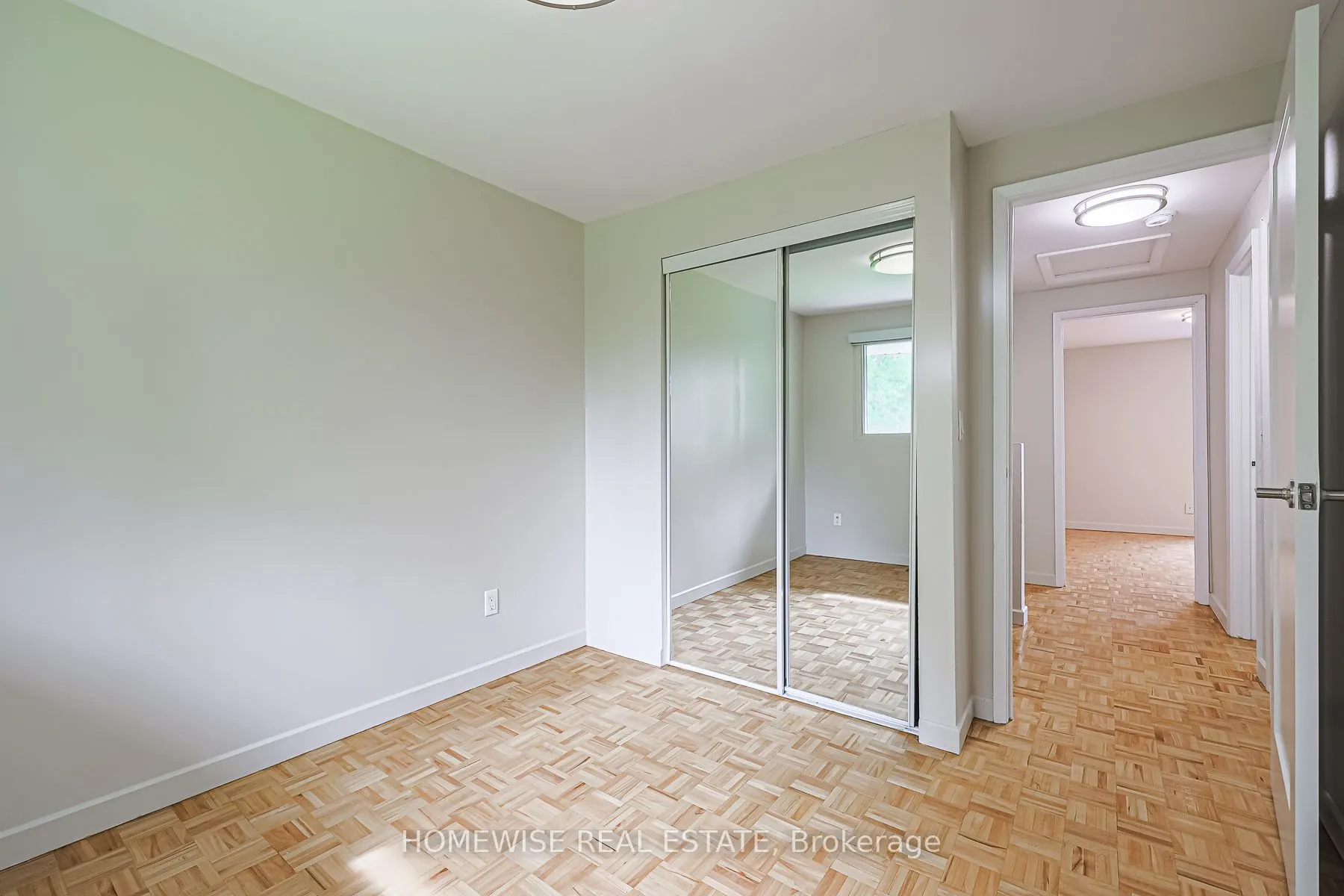 570 Waverly Street N, #28