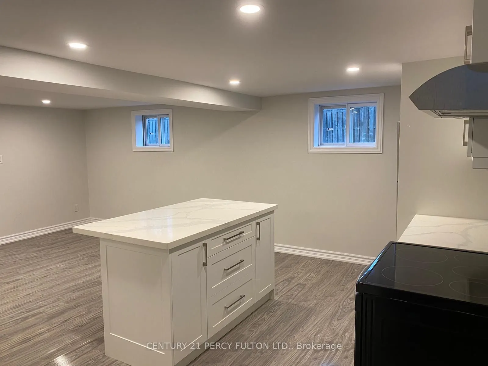 871 Liverpool Road, #Lower