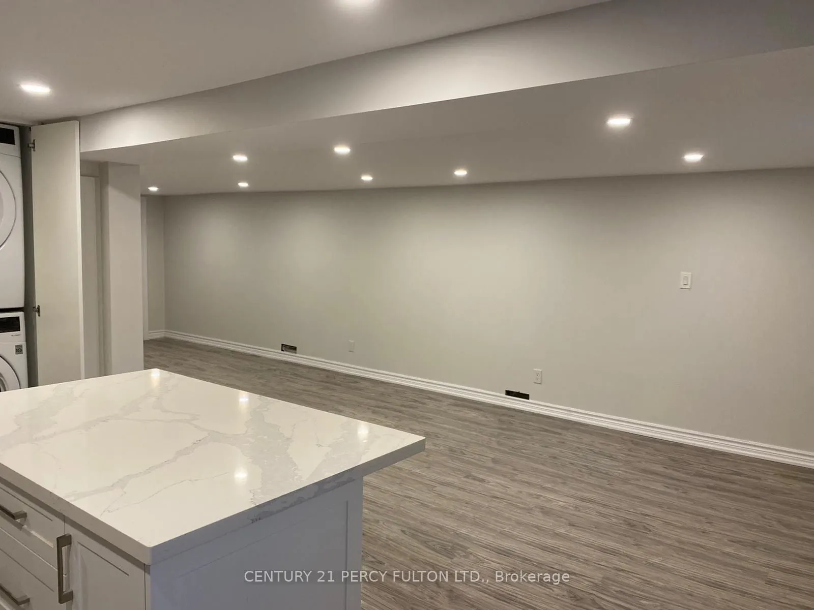 871 Liverpool Road, #Lower