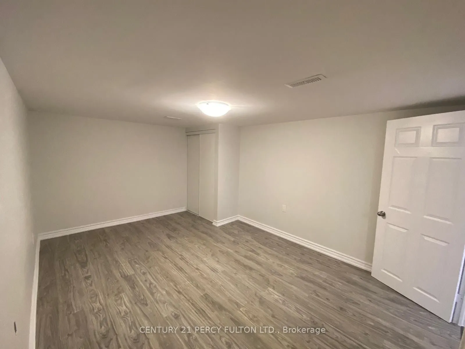 871 Liverpool Road, #Lower