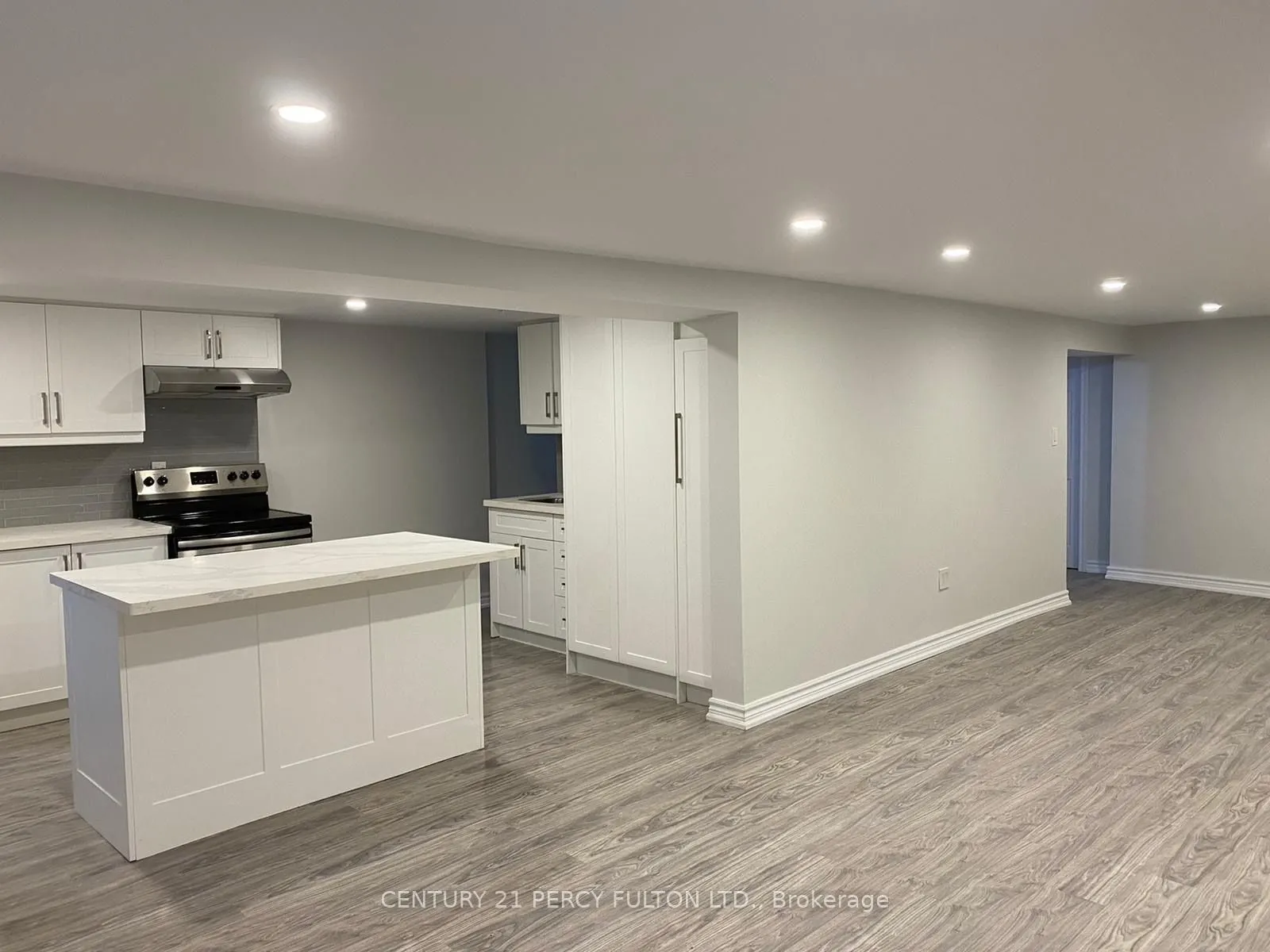 871 Liverpool Road, #Lower