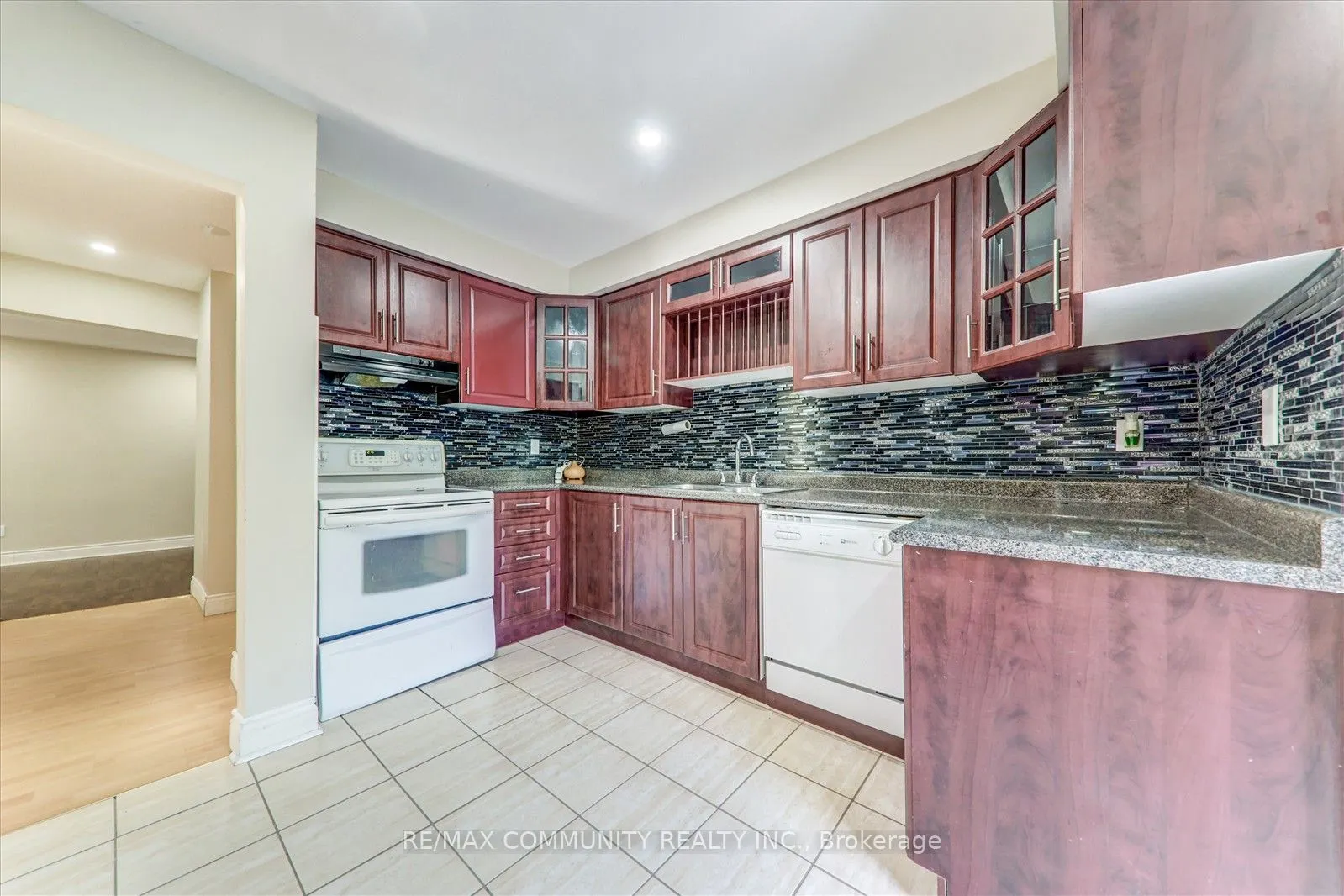 7 Adams Drive