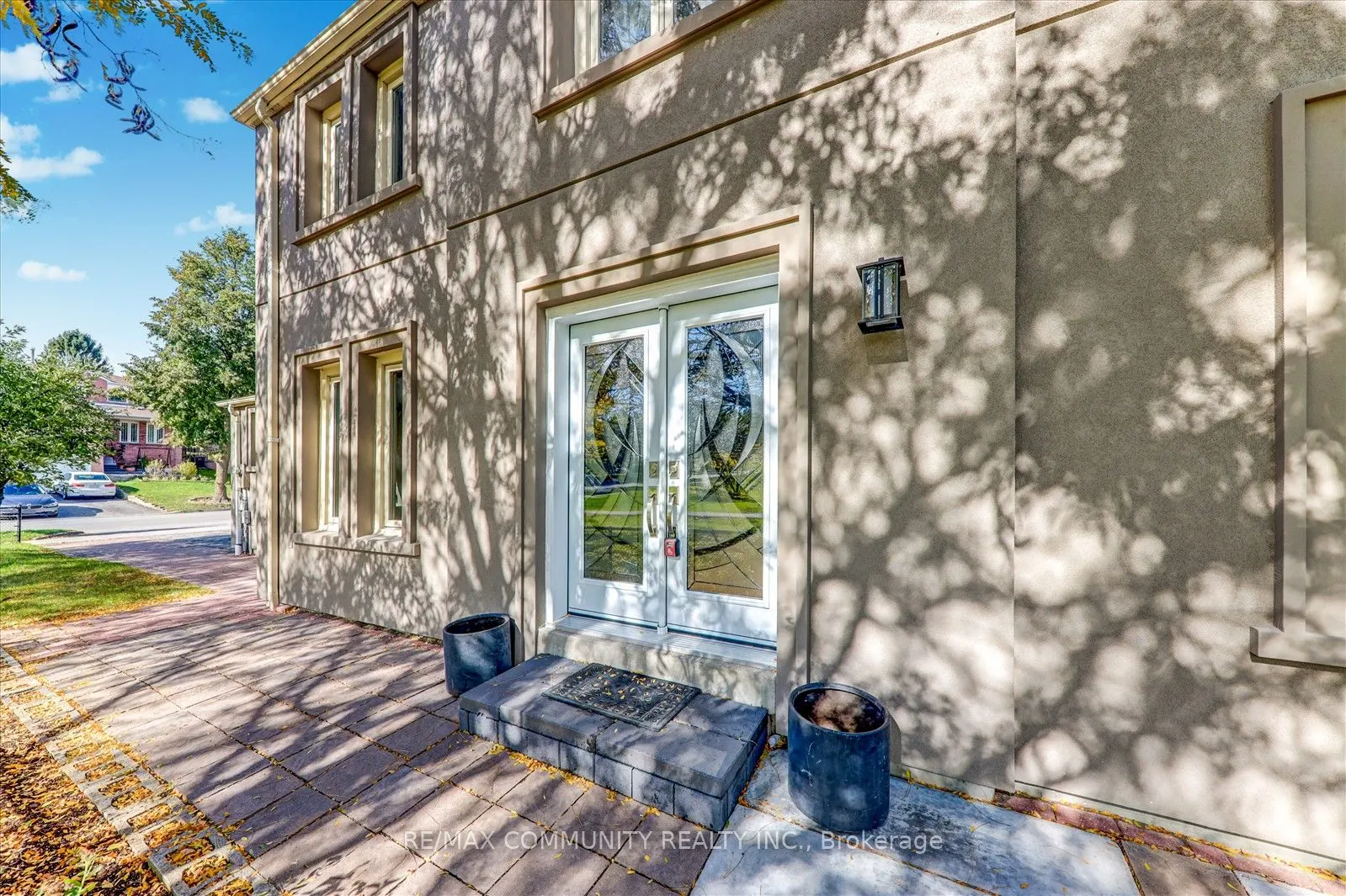 7 Adams Drive