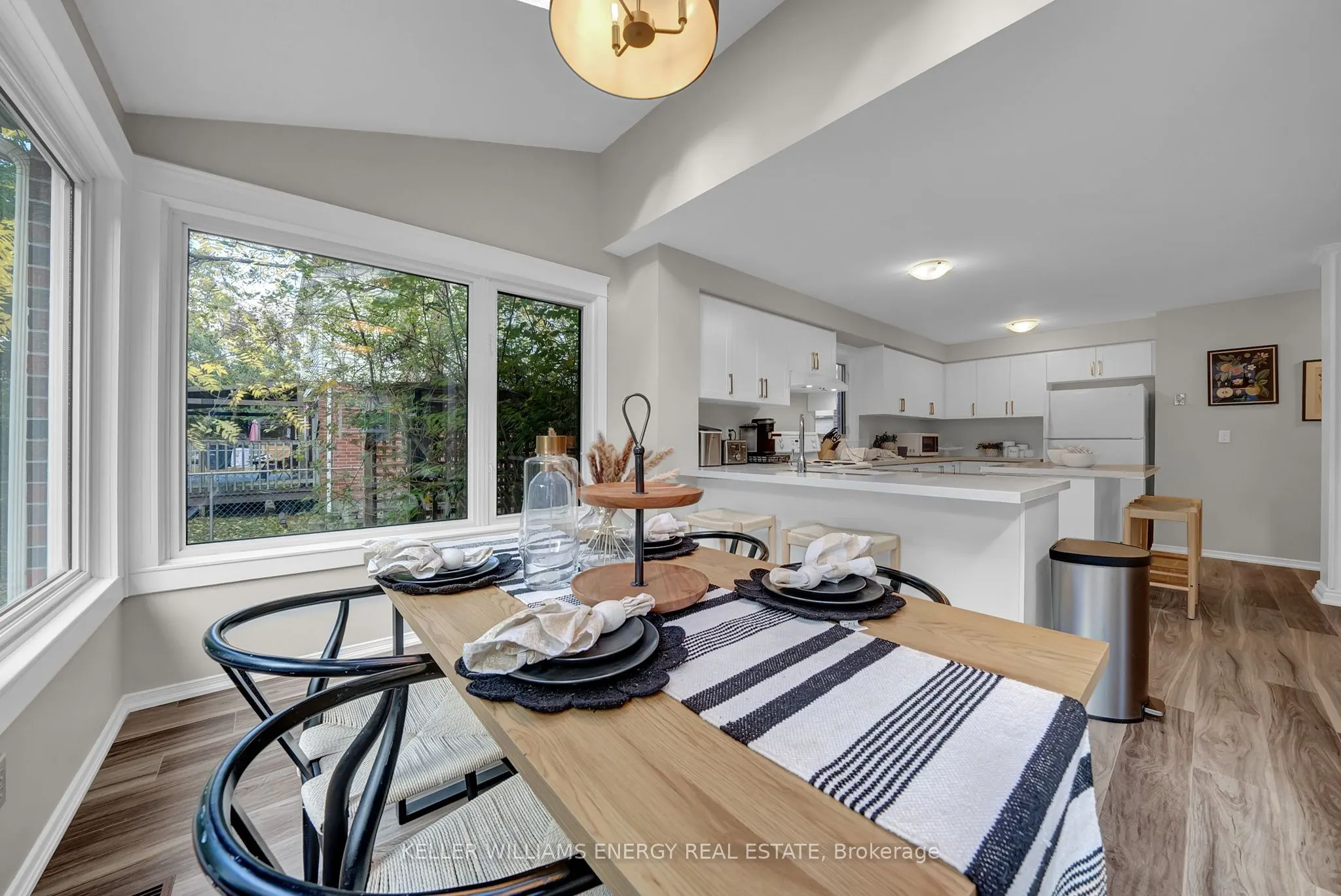 66 Rotherglen Road S