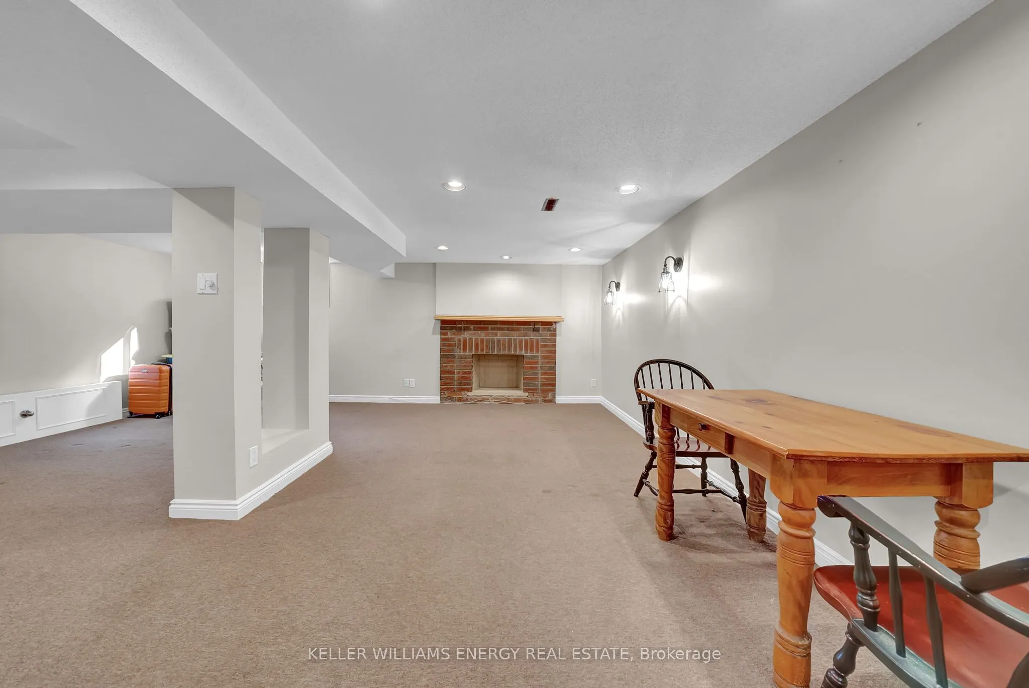 66 Rotherglen Road S