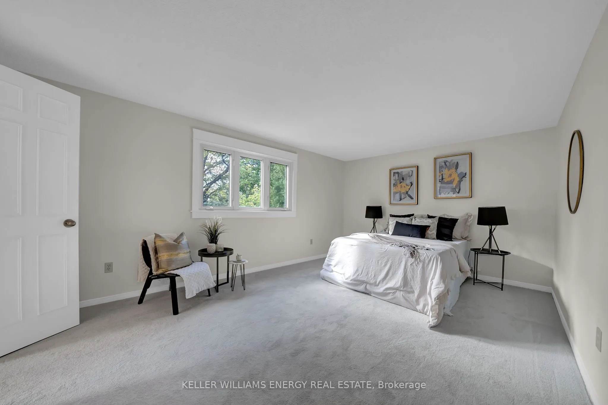 66 Rotherglen Road S
