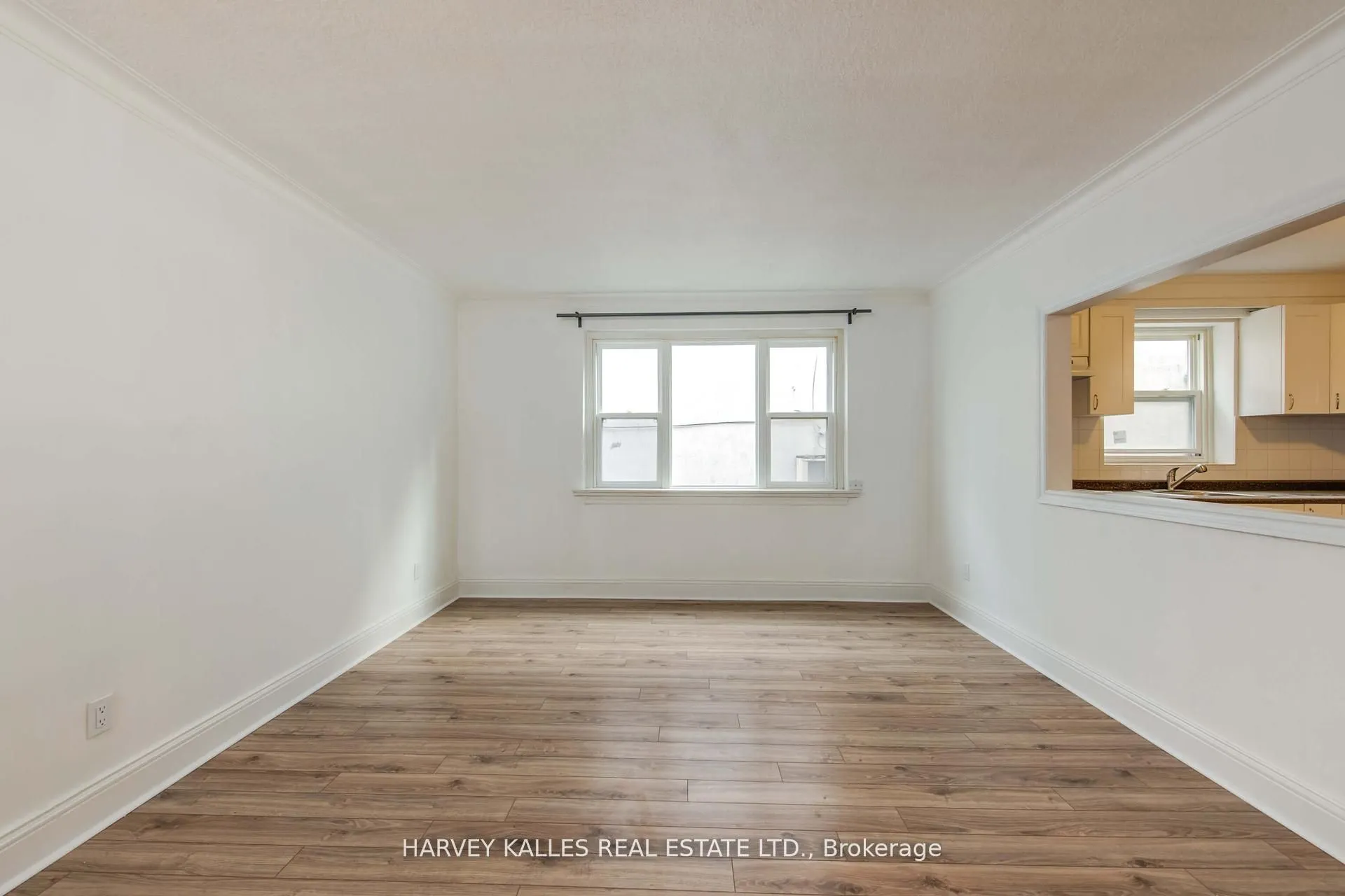 2905 St Clair Avenue E, #11