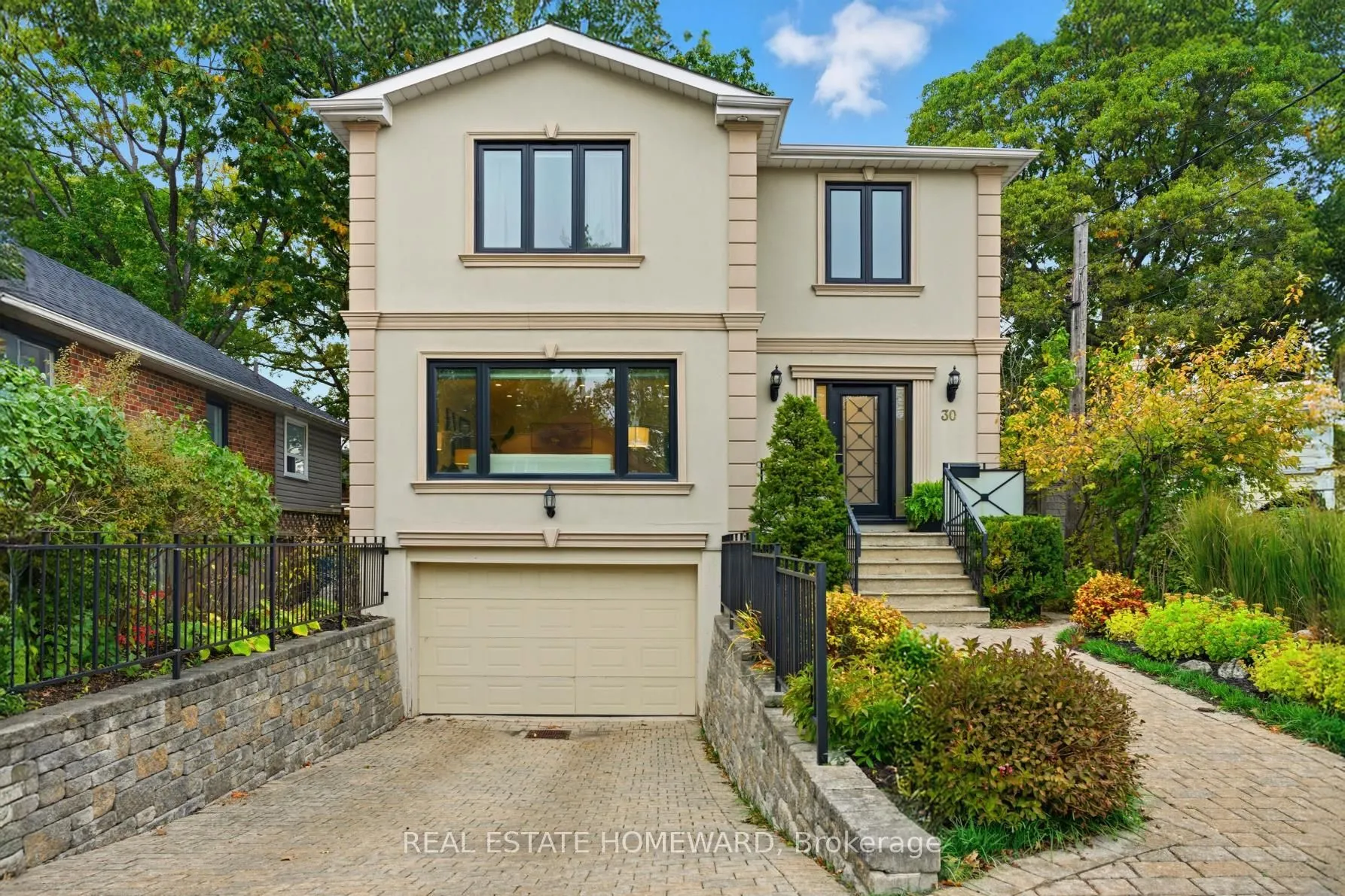 30 Lynn Road