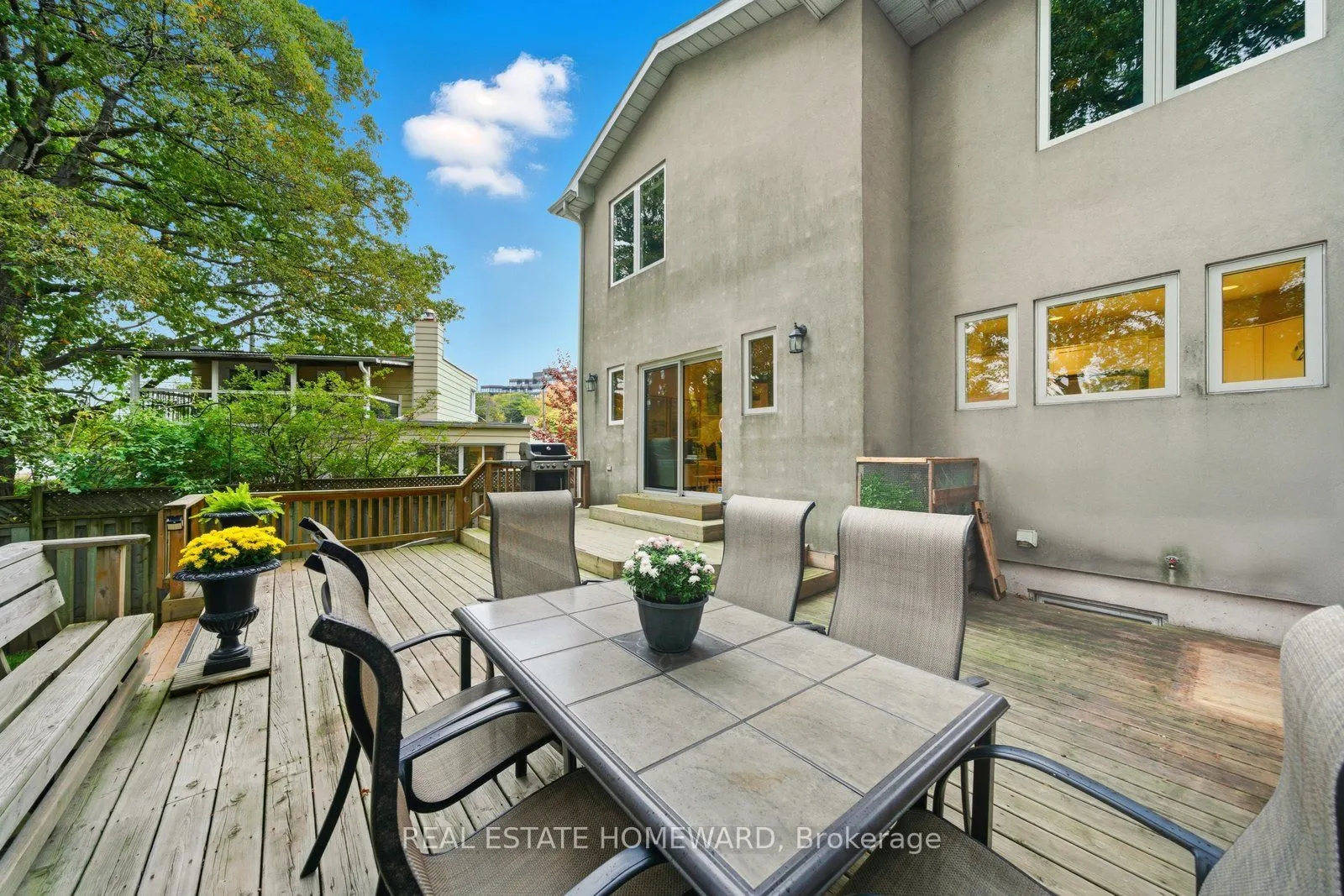 30 Lynn Road