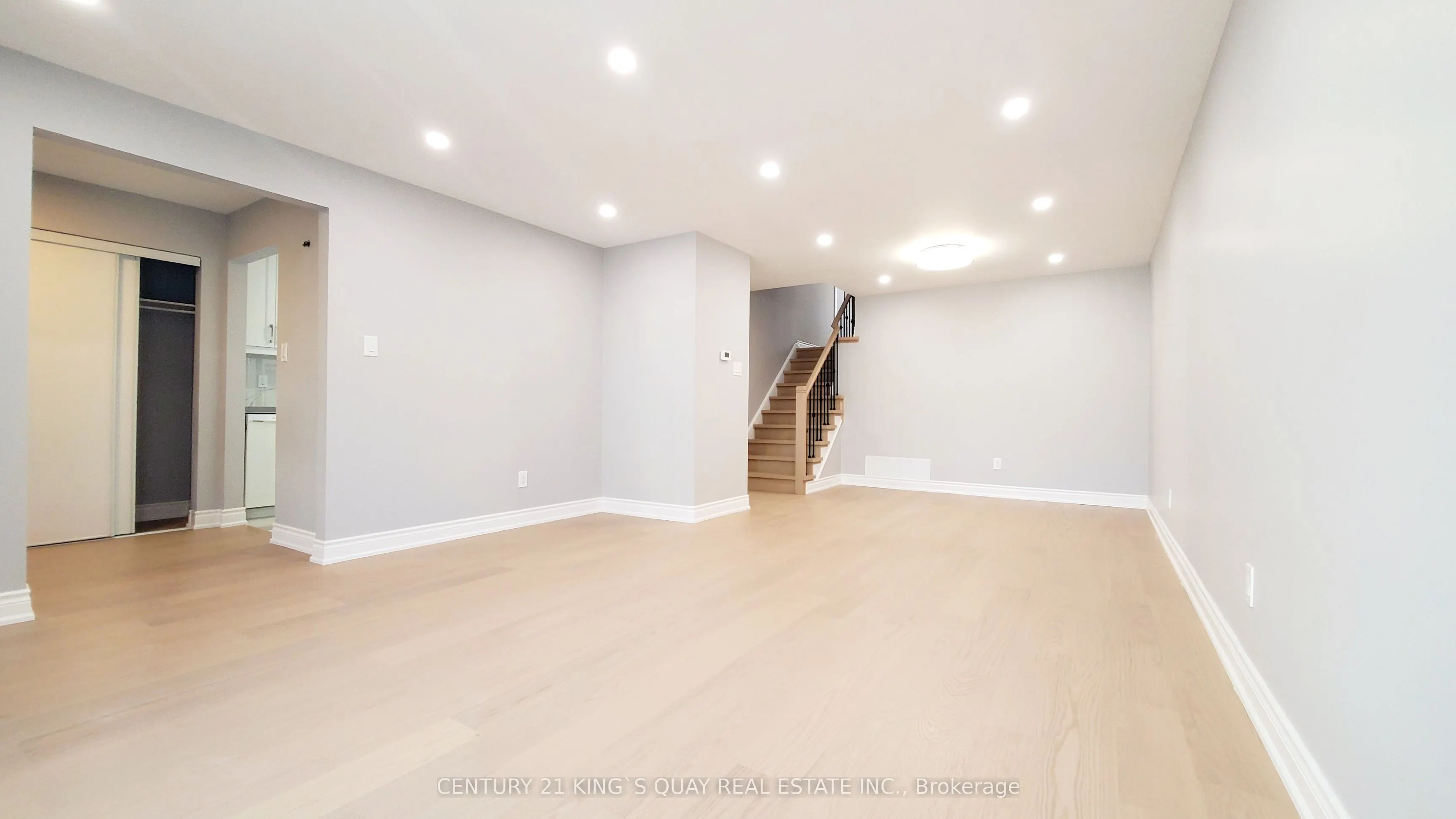 20 Rakewood Crescent