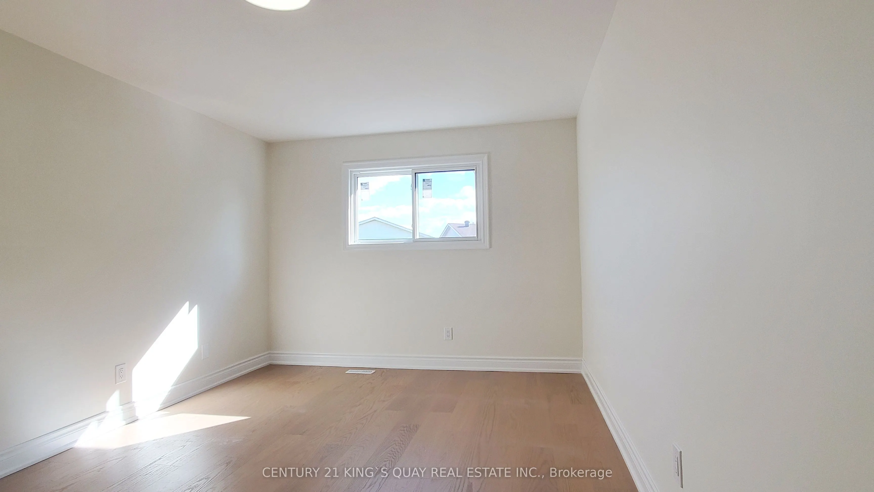 20 Rakewood Crescent