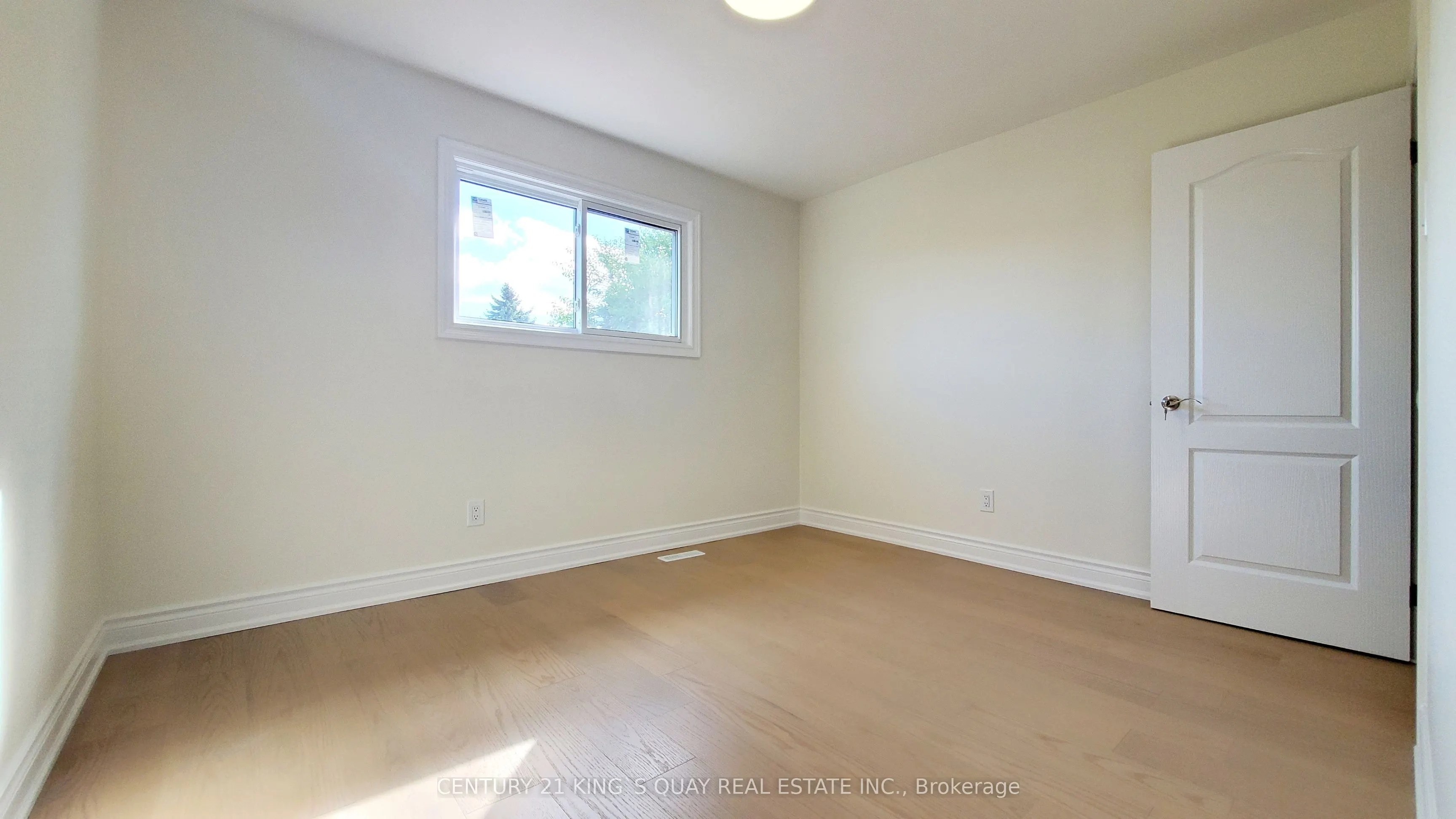 20 Rakewood Crescent