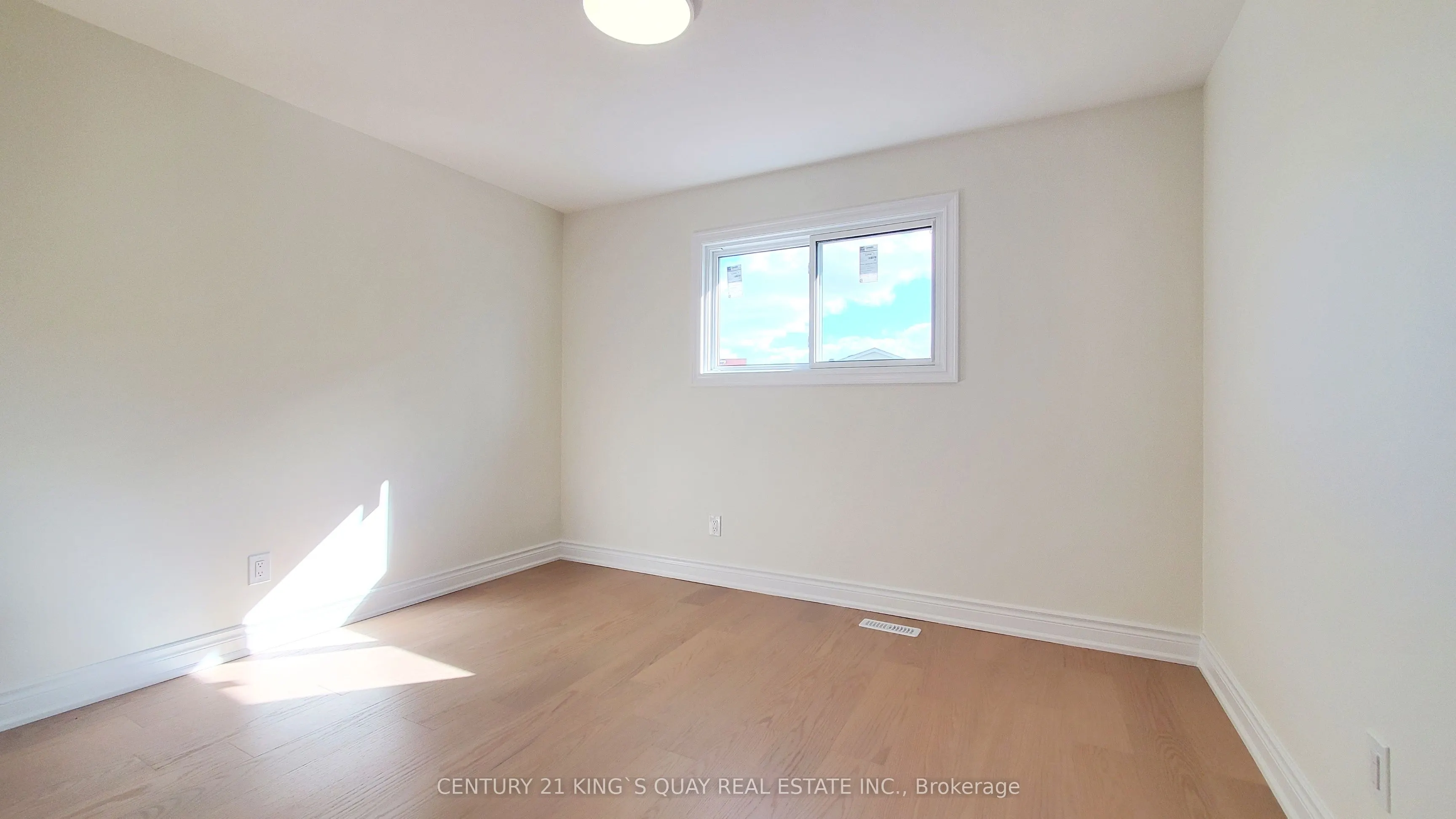 20 Rakewood Crescent
