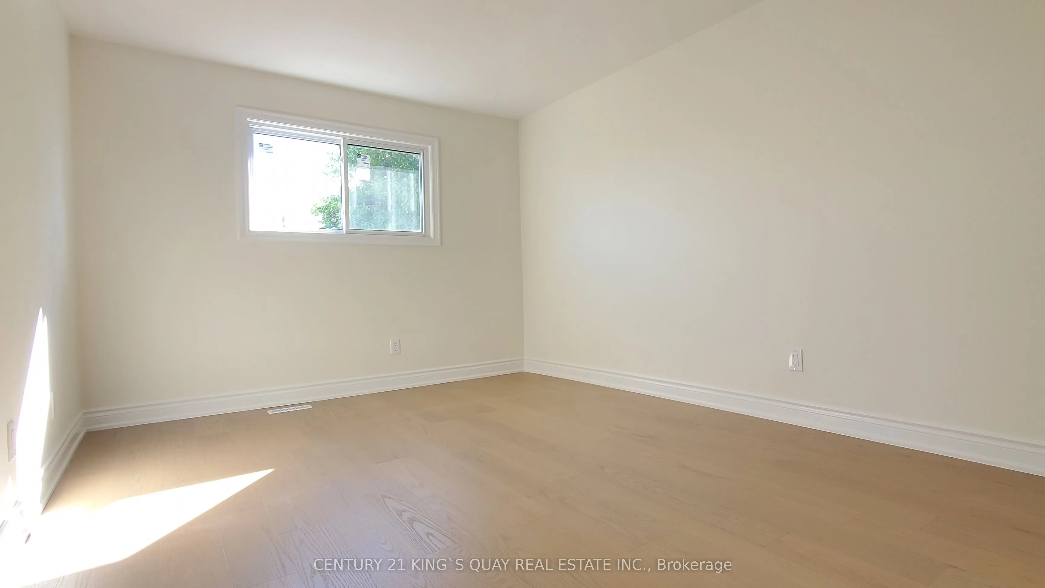 20 Rakewood Crescent
