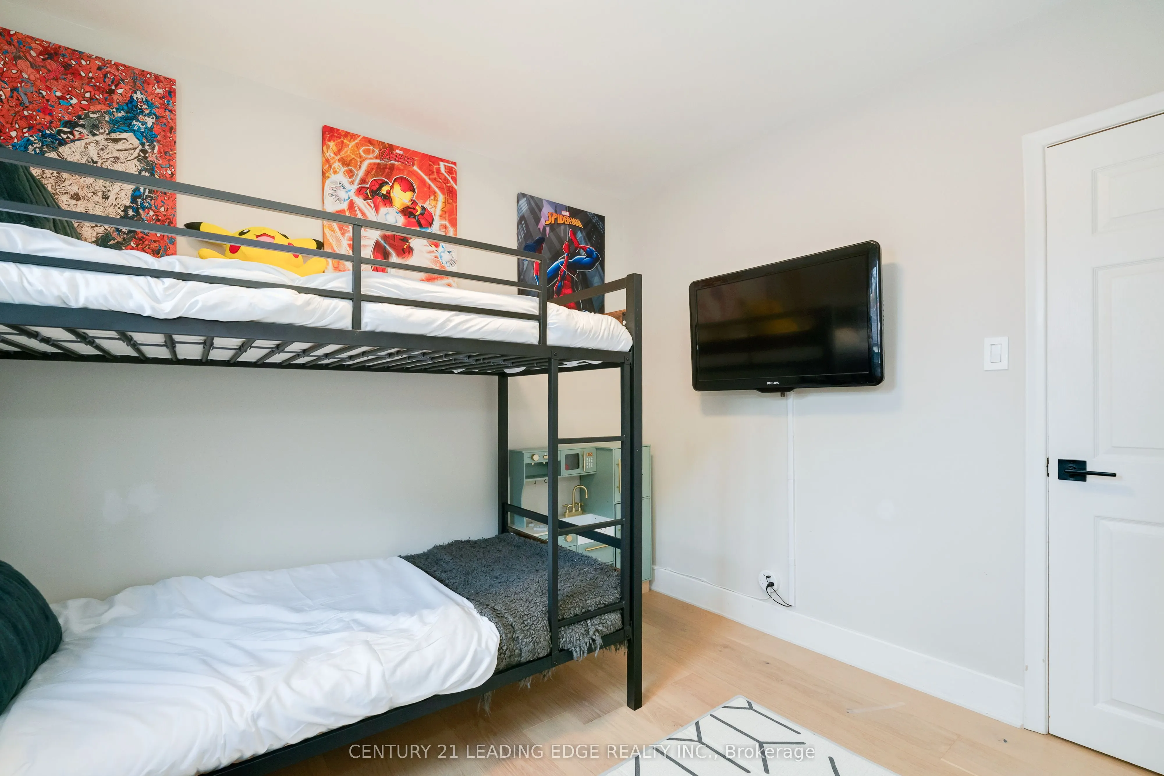 4 Aveline Crescent