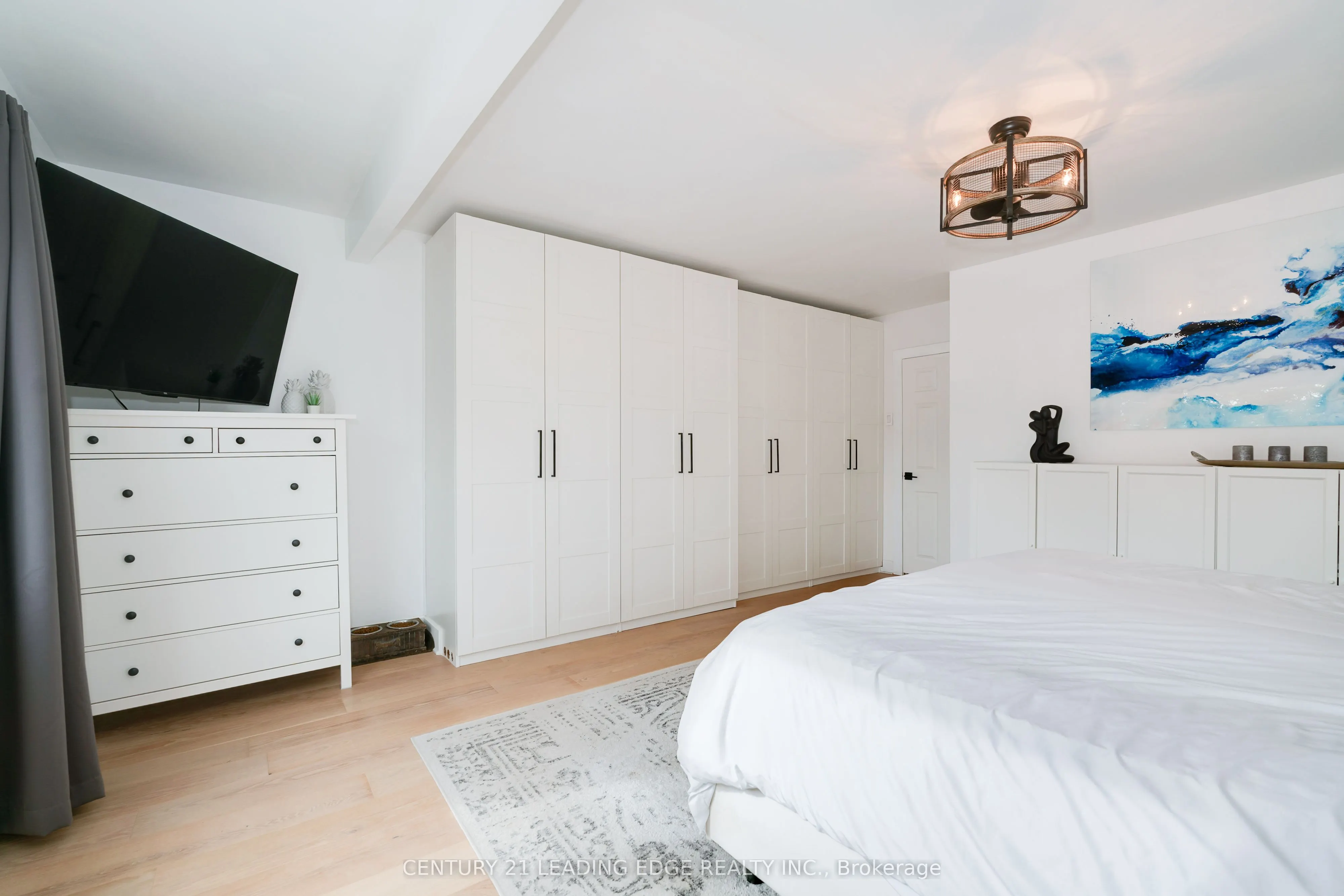 4 Aveline Crescent