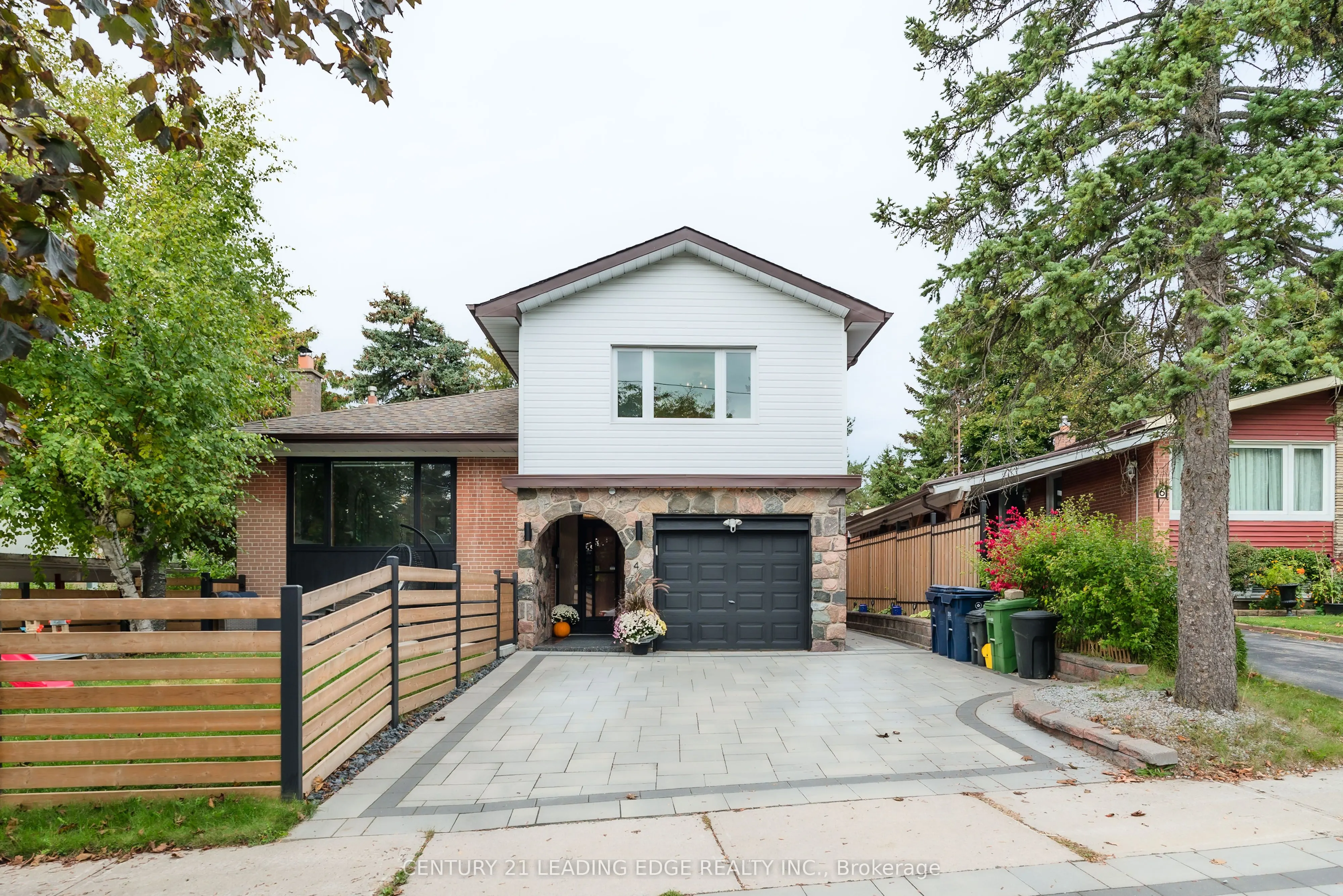 4 Aveline Crescent