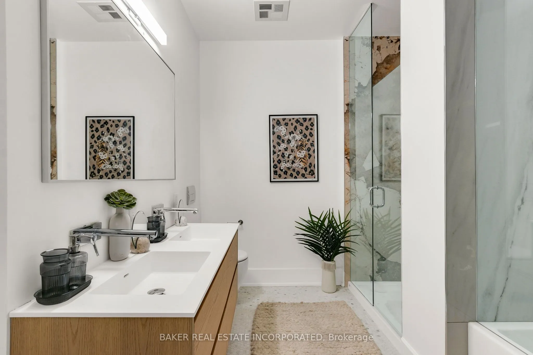 800 Broadview Avenue, #207