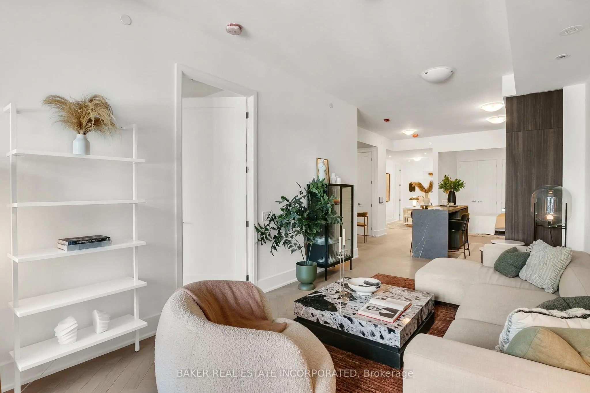 800 Broadview Avenue, #207