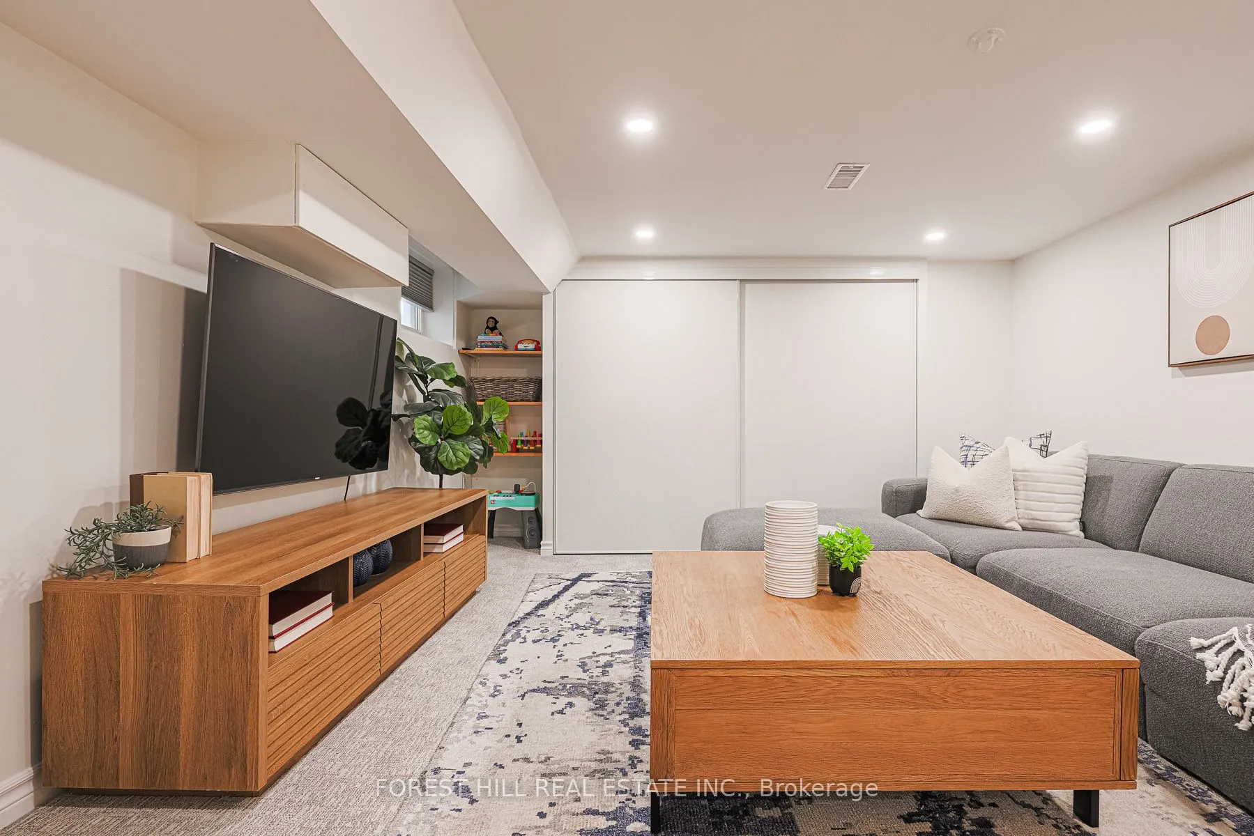 21 Dilworth Crescent