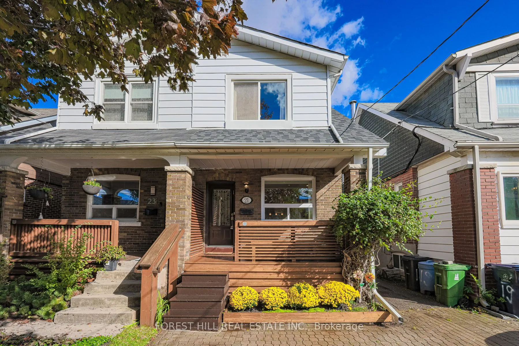 21 Dilworth Crescent