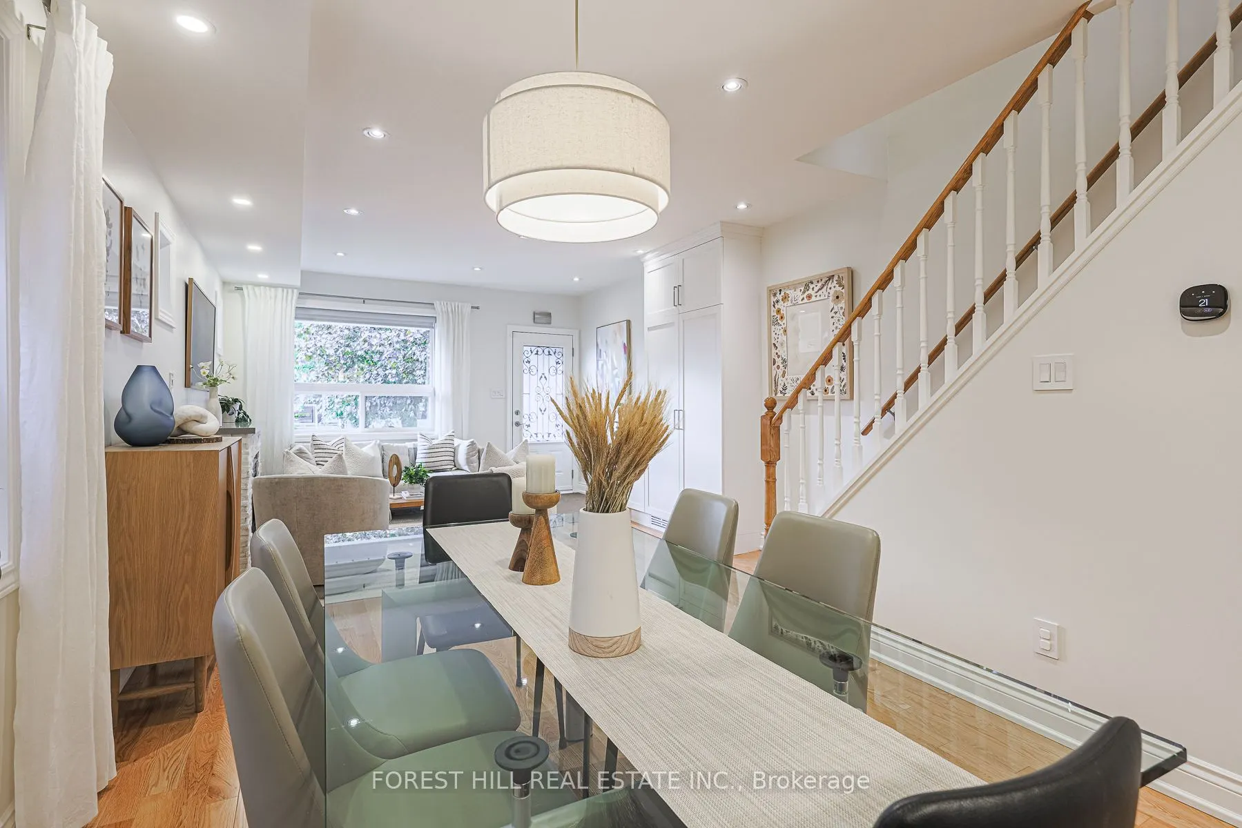 21 Dilworth Crescent