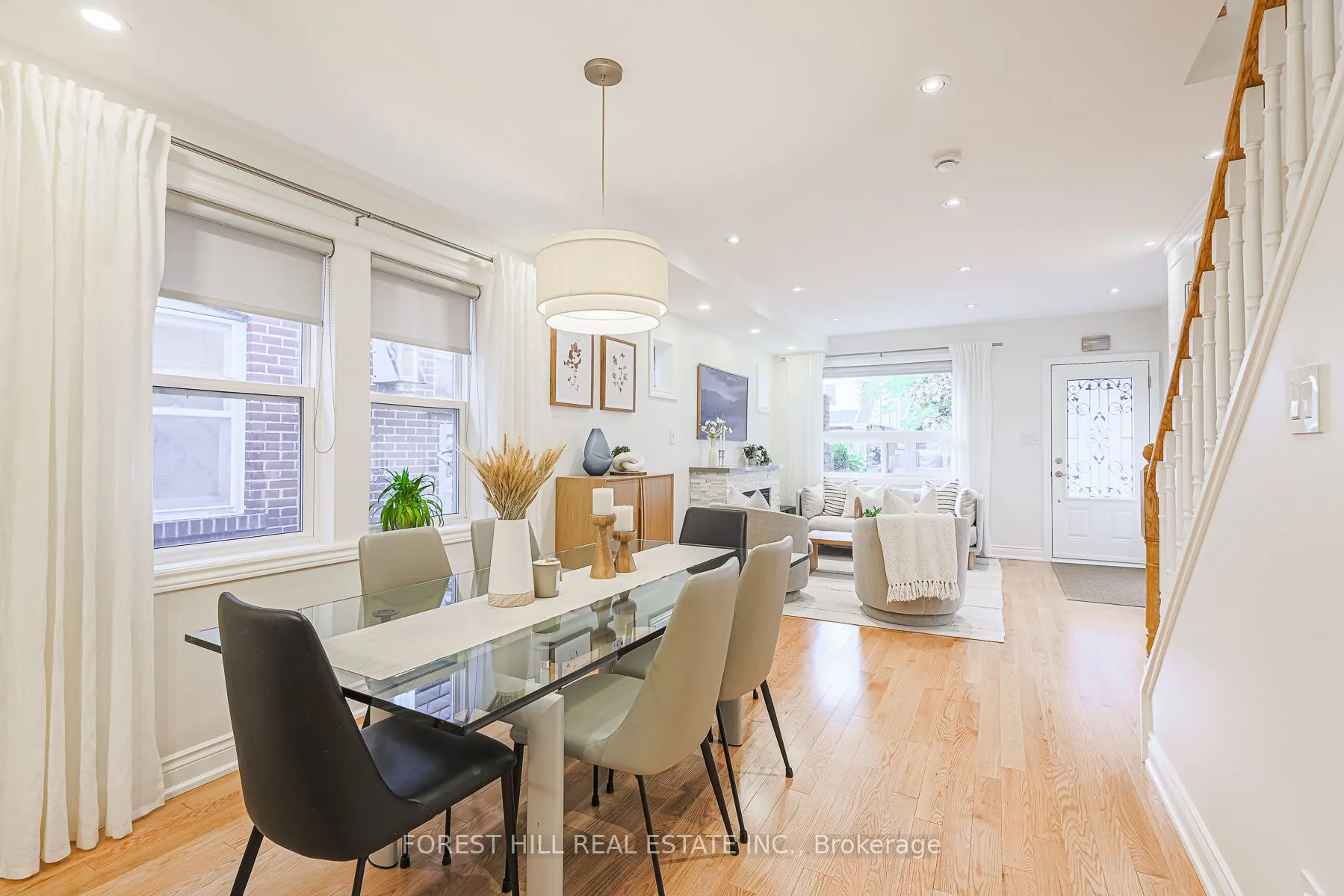 21 Dilworth Crescent