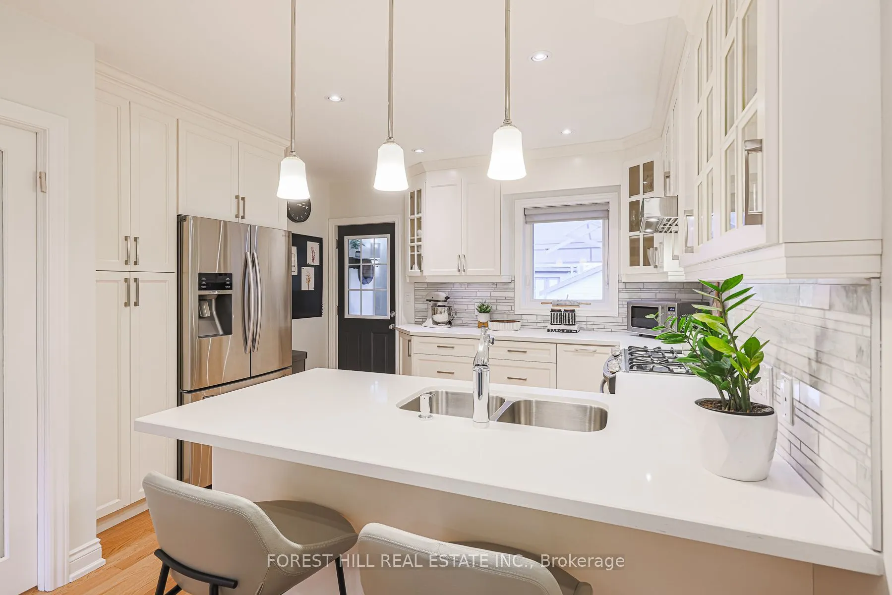 21 Dilworth Crescent
