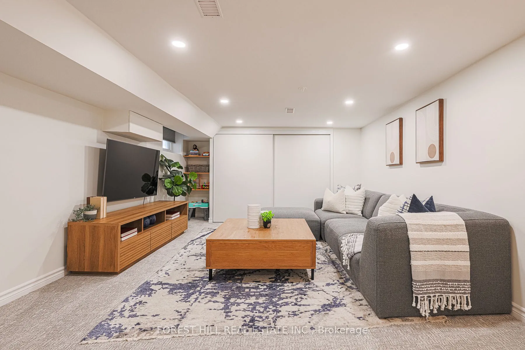 21 Dilworth Crescent