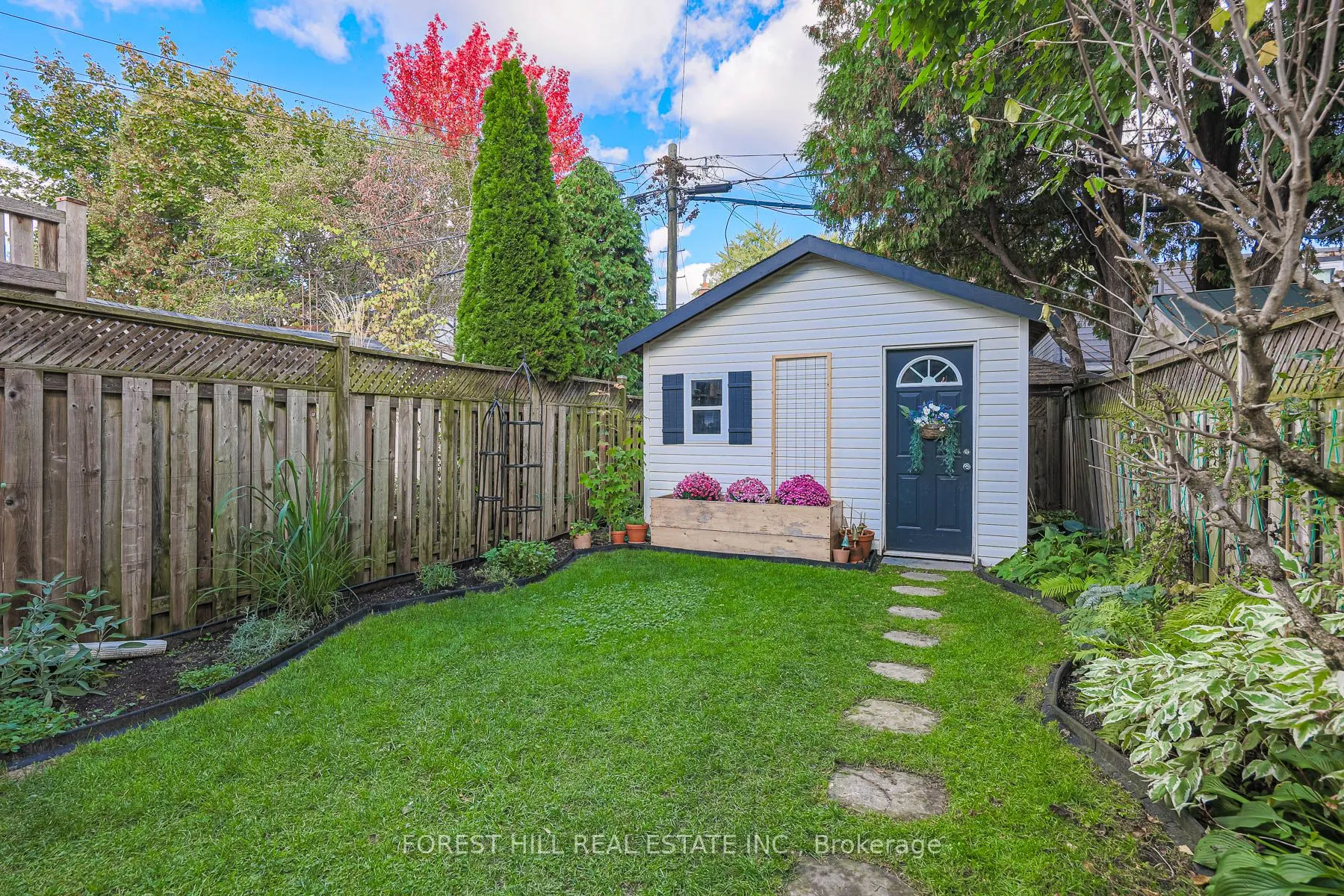 21 Dilworth Crescent