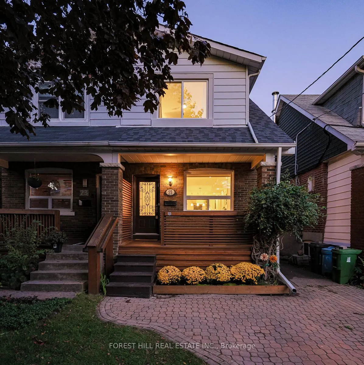 21 Dilworth Crescent