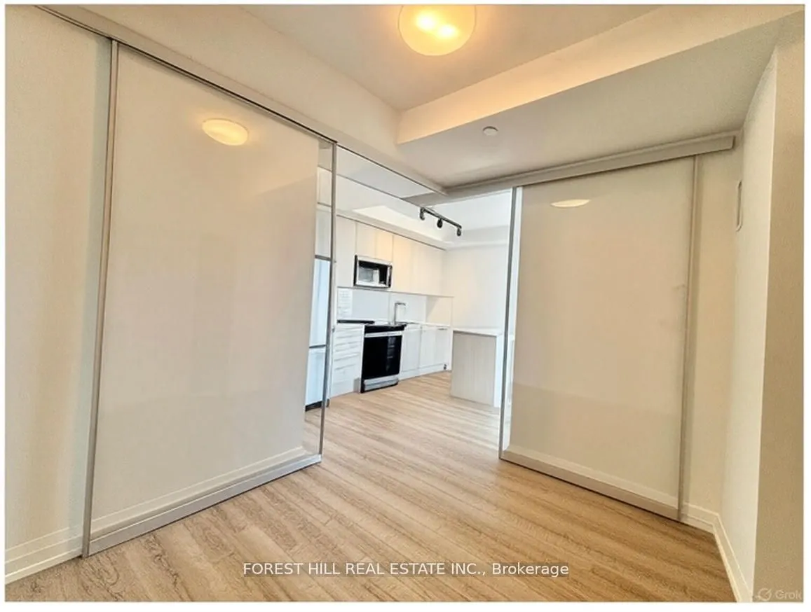 286 Main Street, #PH08