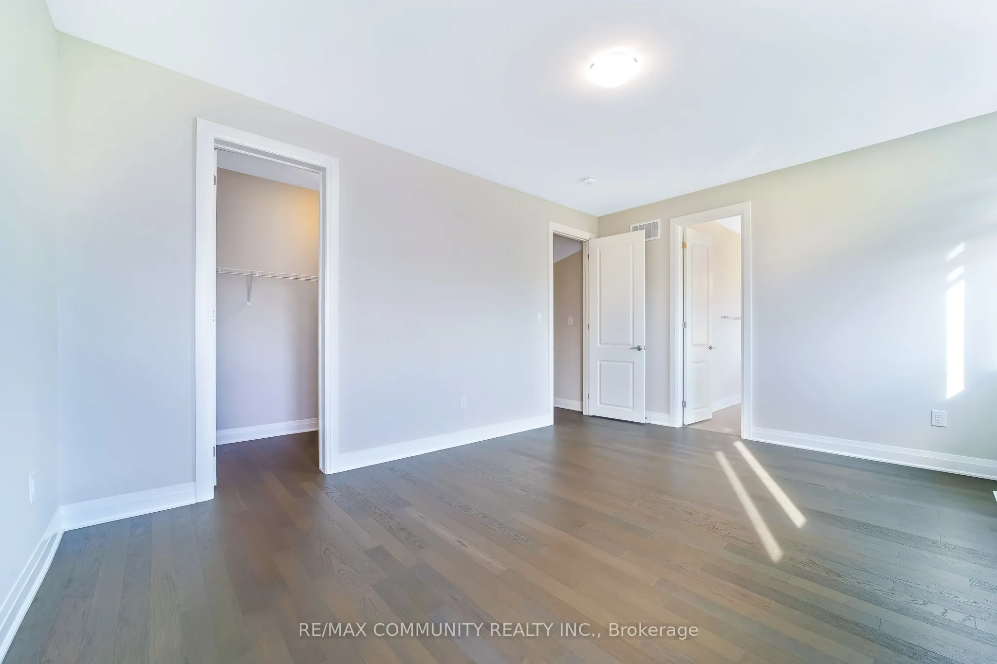 3328 Marchington Square