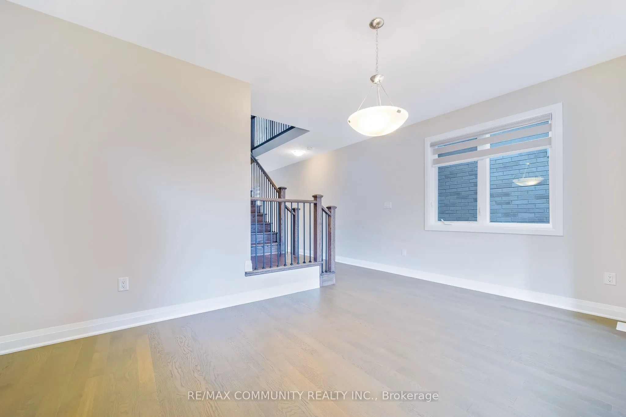 3328 Marchington Square