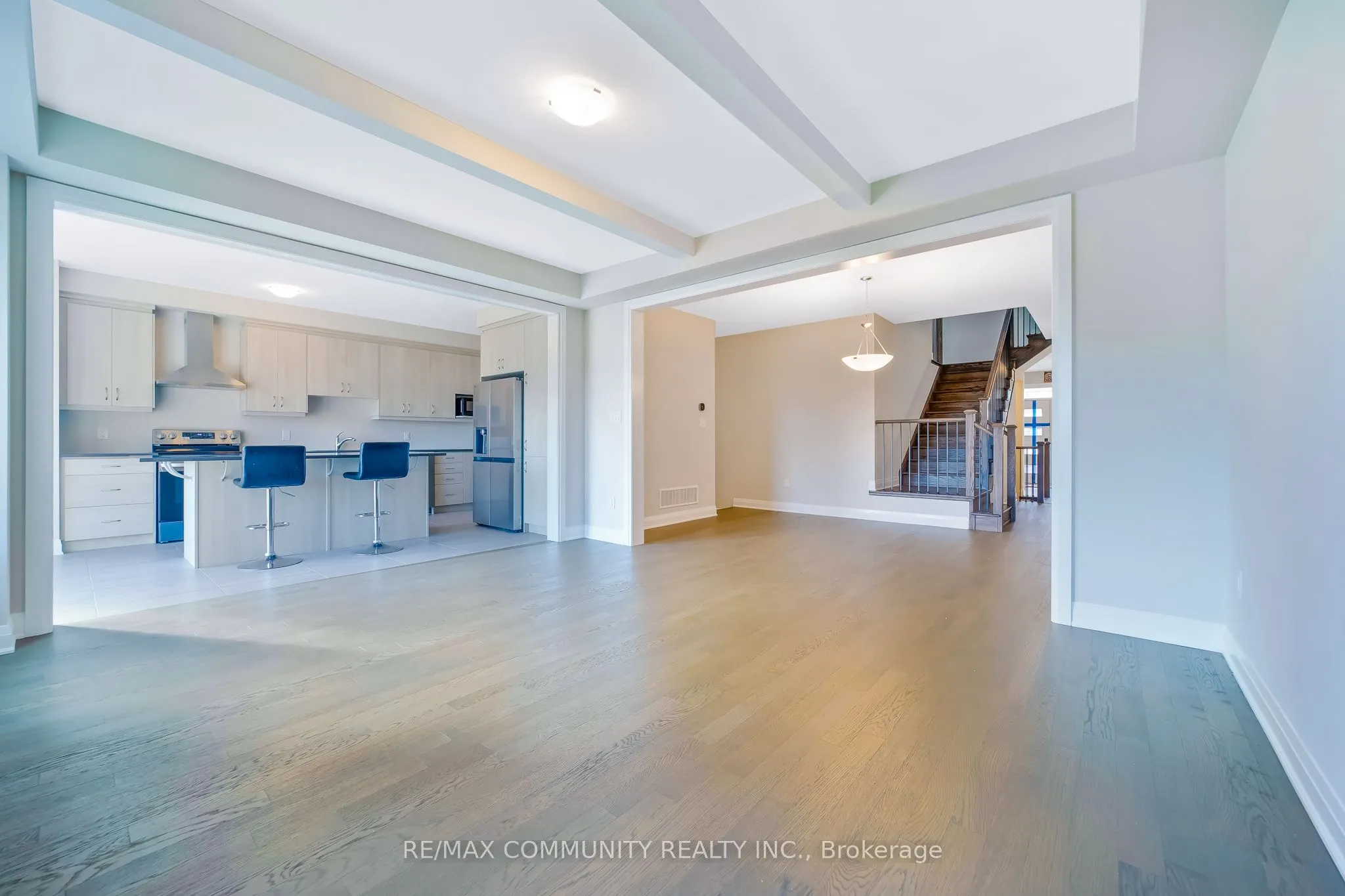 3328 Marchington Square