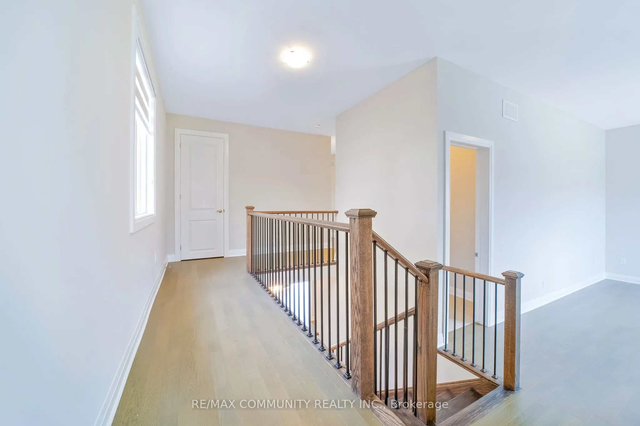3328 Marchington Square