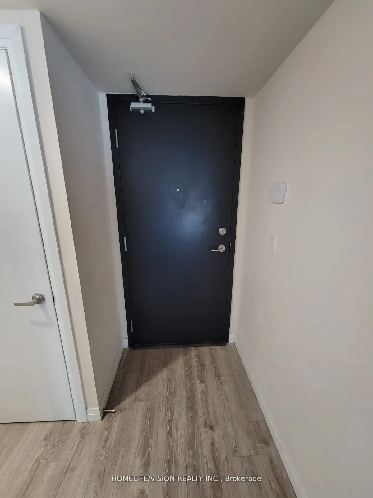2152 Lawrence Avenue E, #604